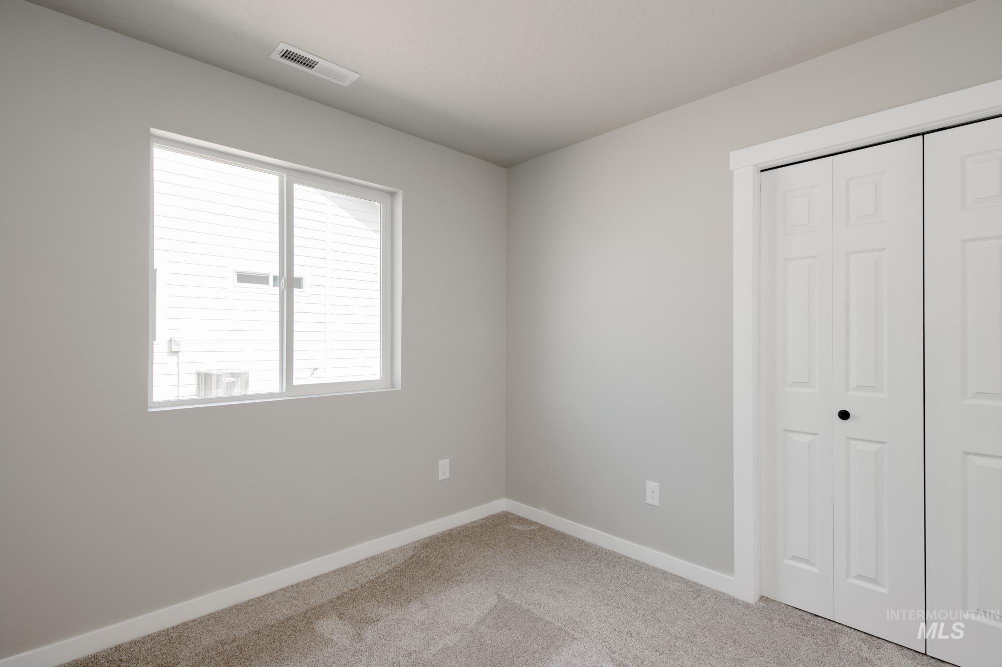 11081 Canvas St Property Photo 14