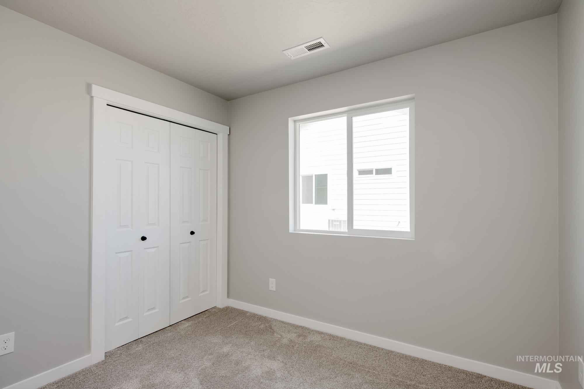 11081 Canvas St Property Photo 15