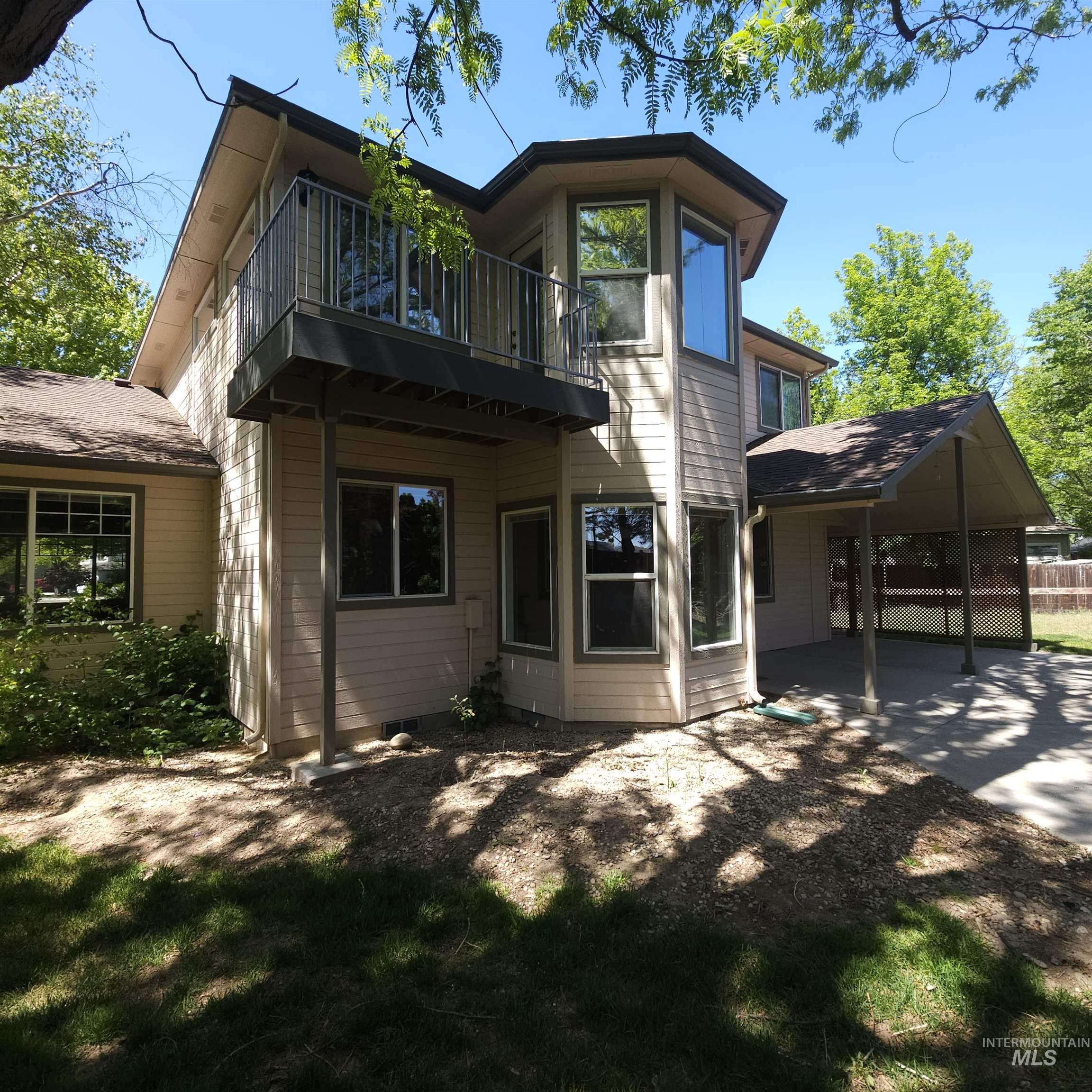 1963 E Summerplace Court Property Photo 16