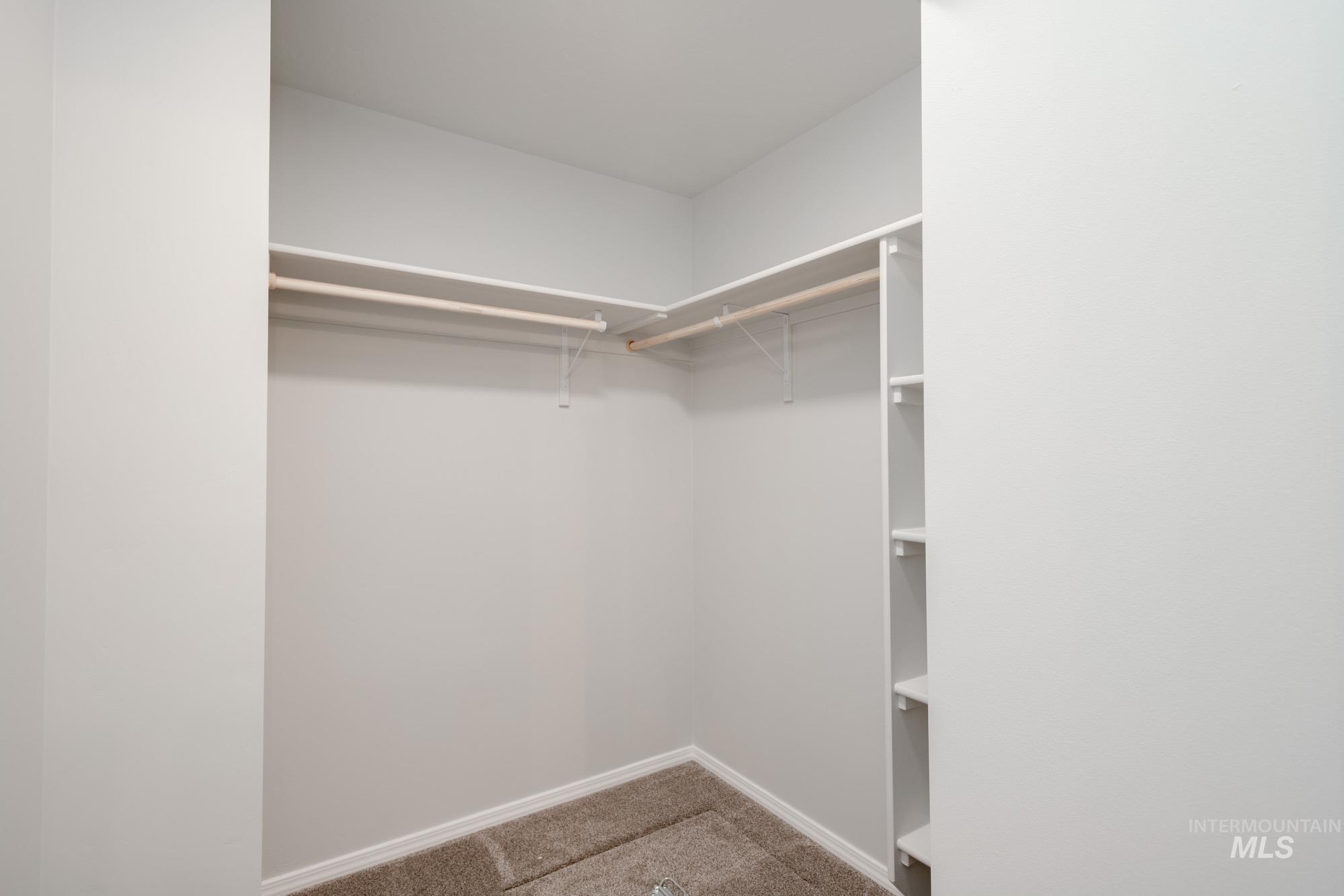201 Idalou Way Property Photo 10