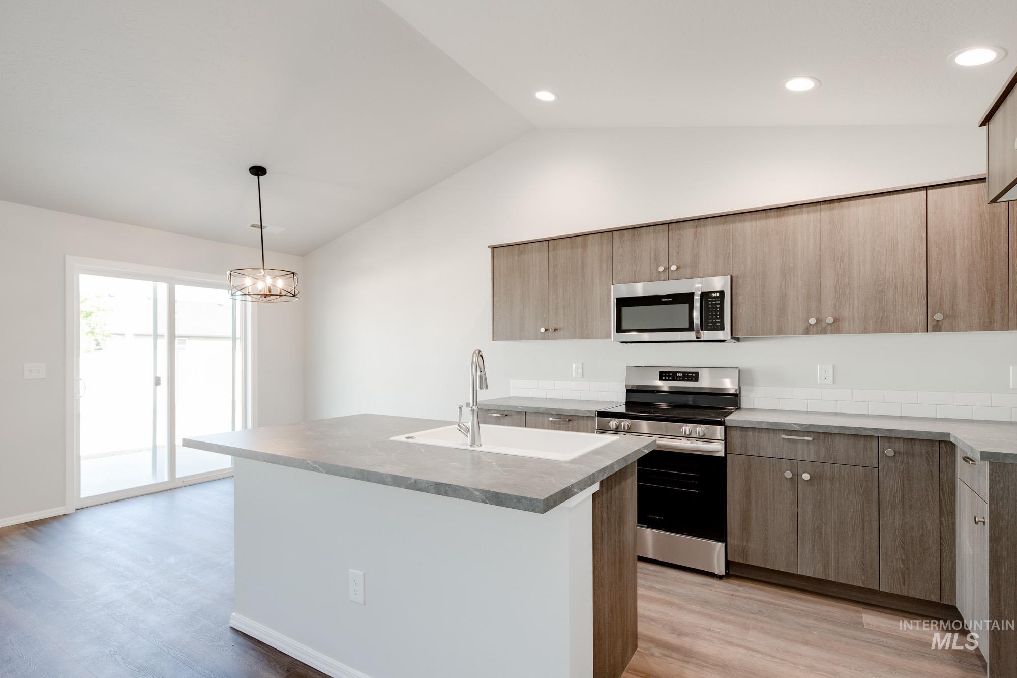 201 Idalou Way Property Photo 21