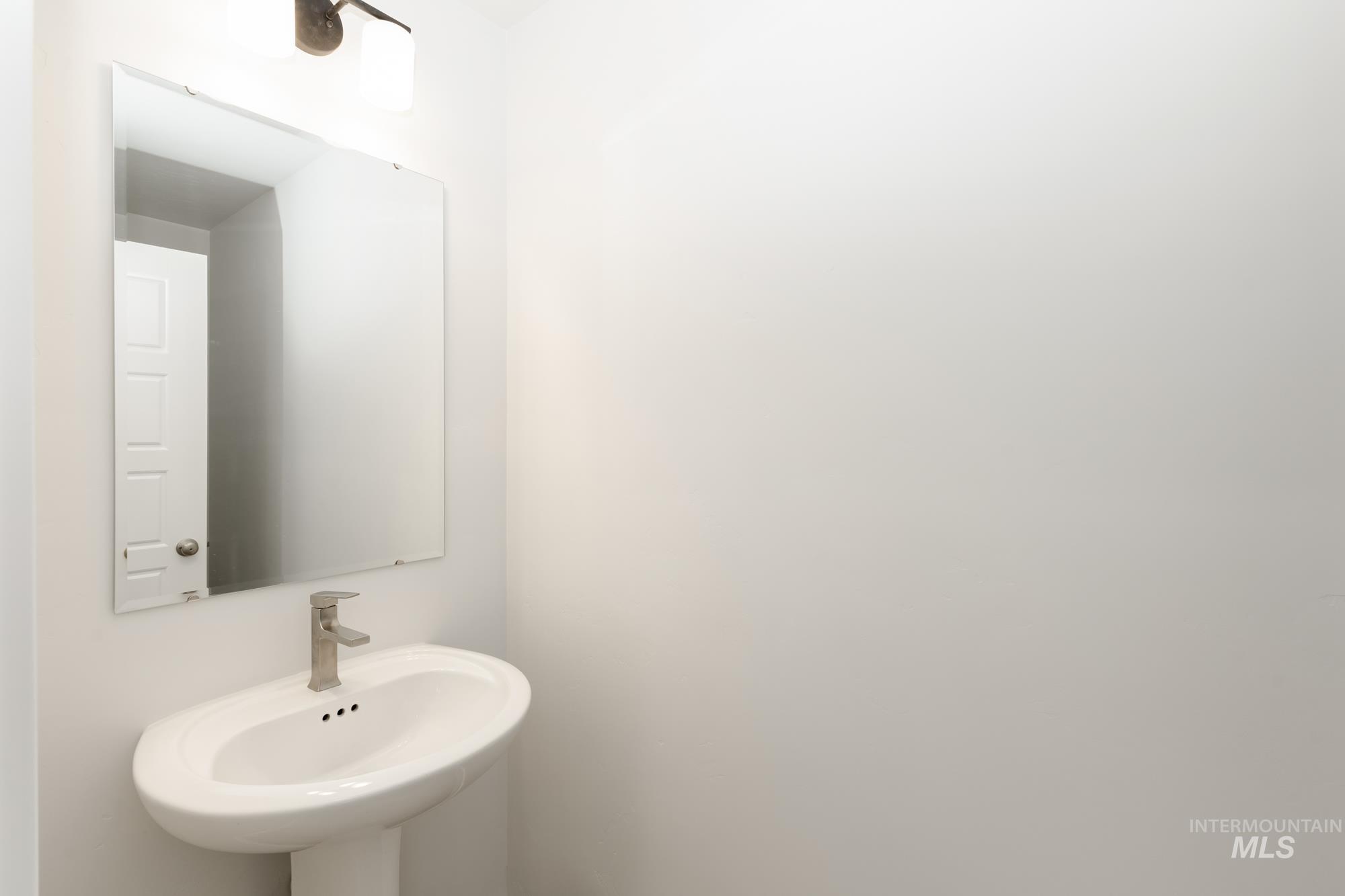 2365 W Opalite Dr Property Photo 12