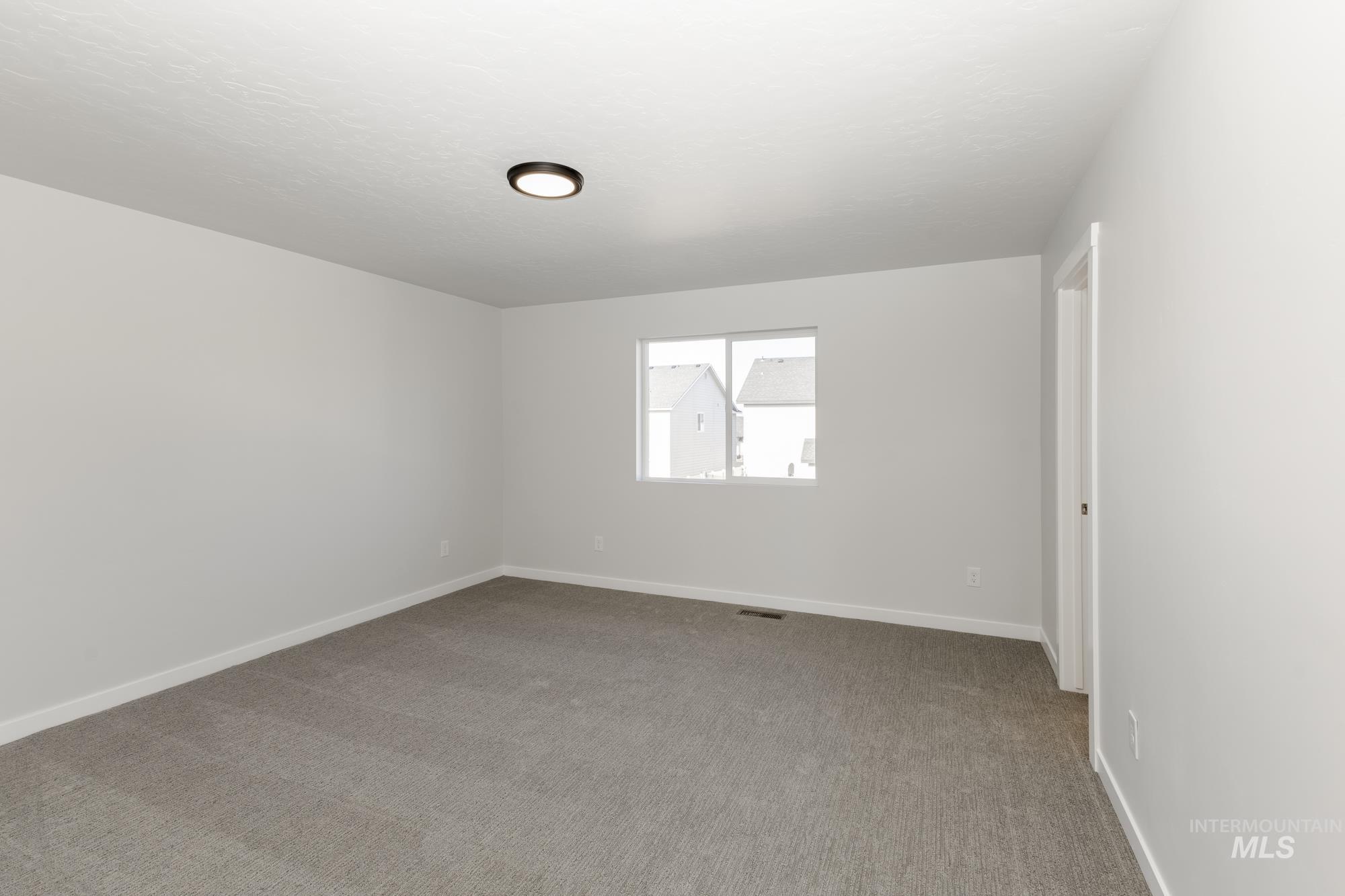 2365 W Opalite Dr Property Photo 19