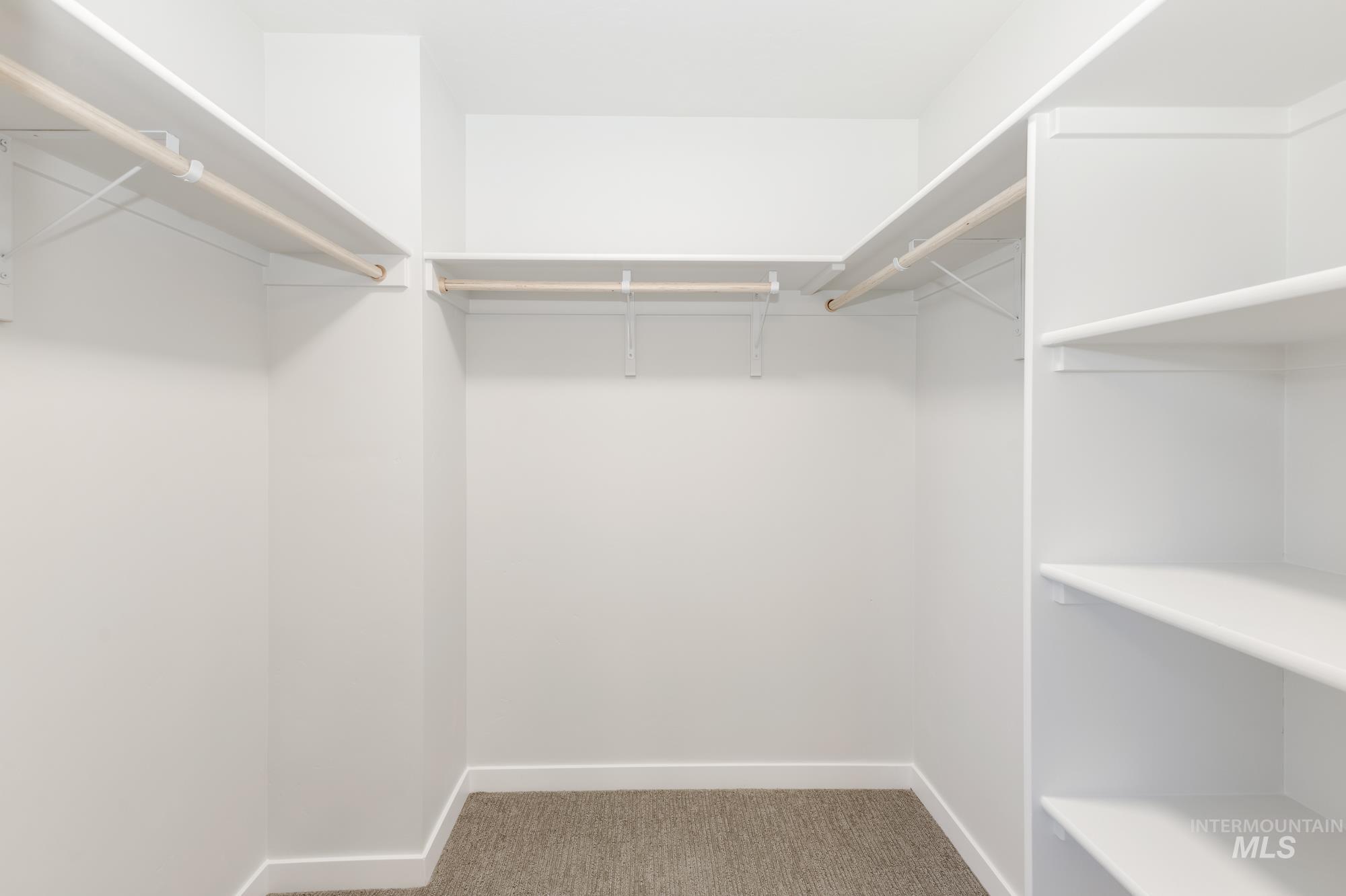 2365 W Opalite Dr Property Photo 22