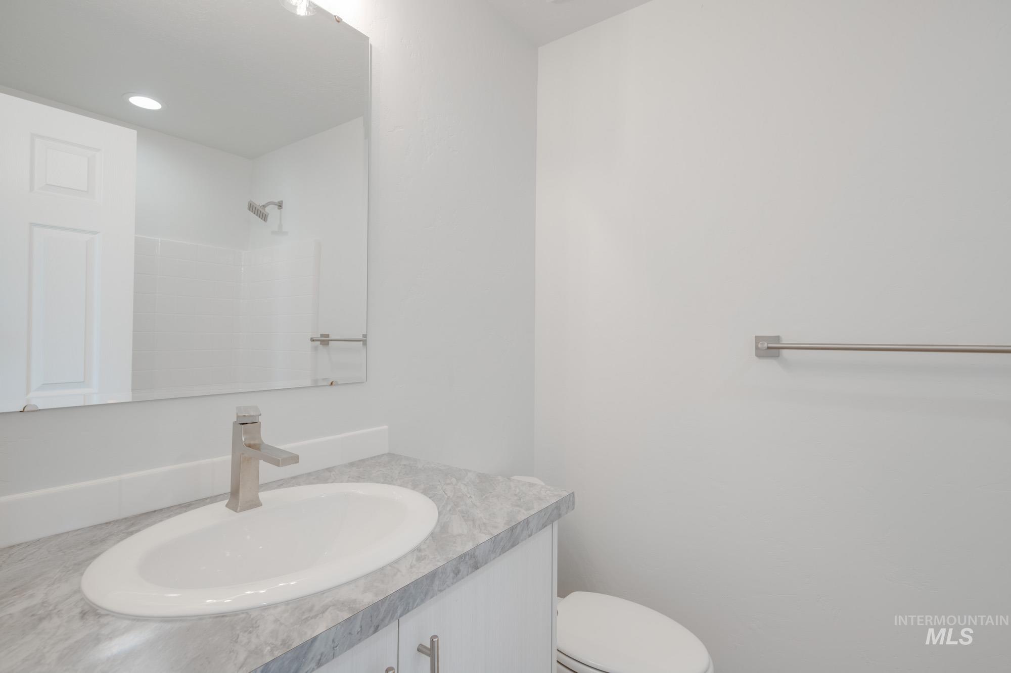 2914 E Mossy Creek Dr Property Photo 13