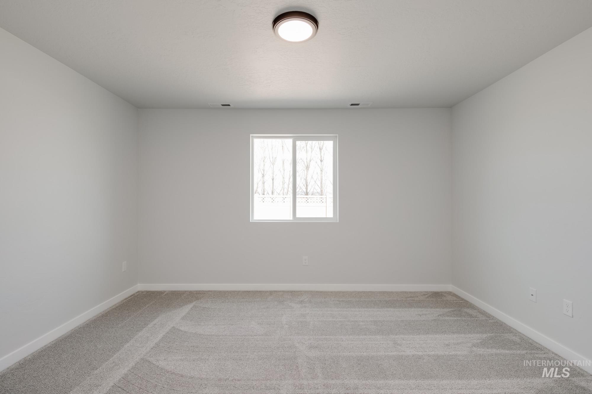 2914 E Mossy Creek Dr Property Photo 18