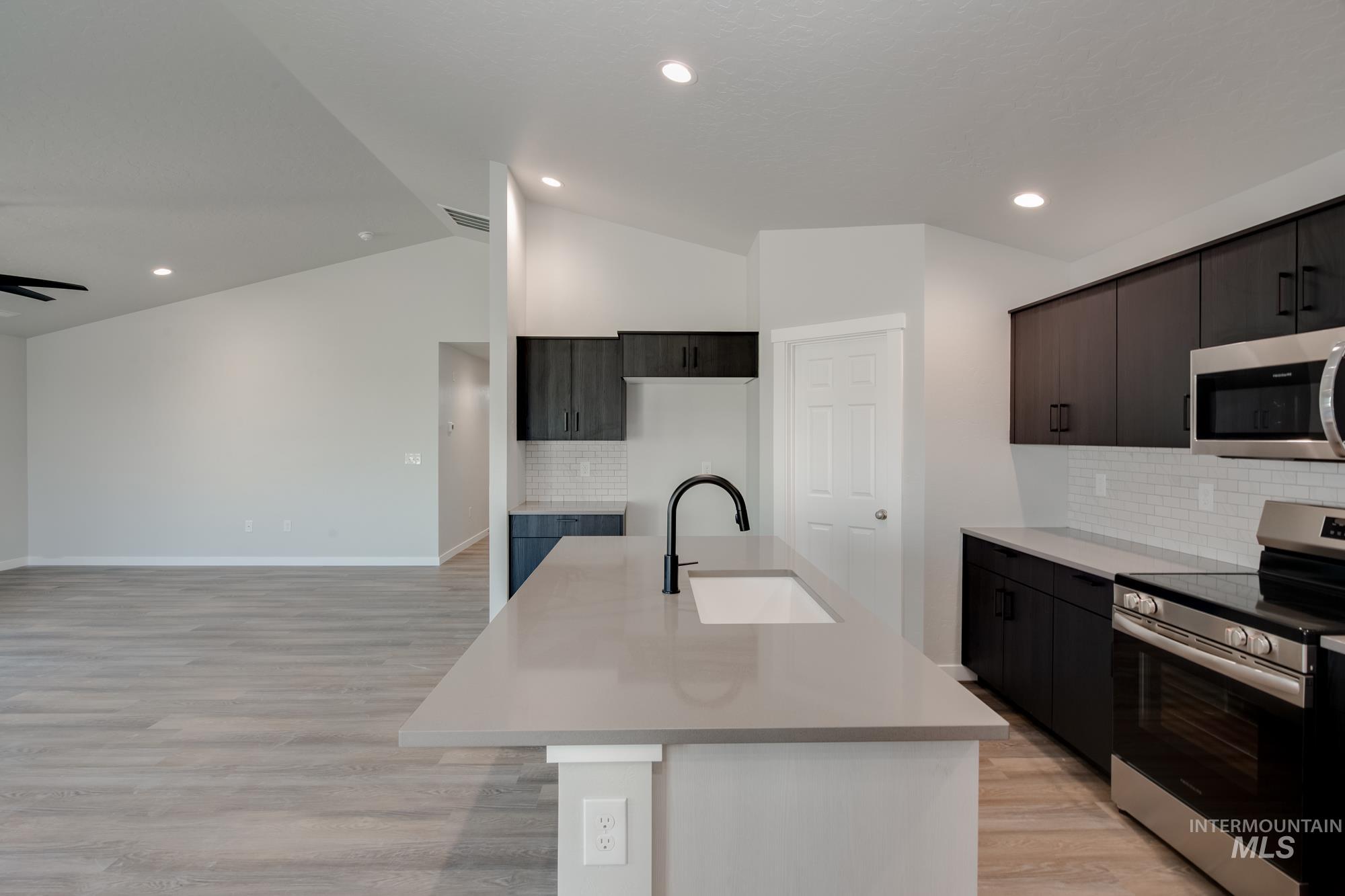 10074 W Lyrical Dr Property Photo 6