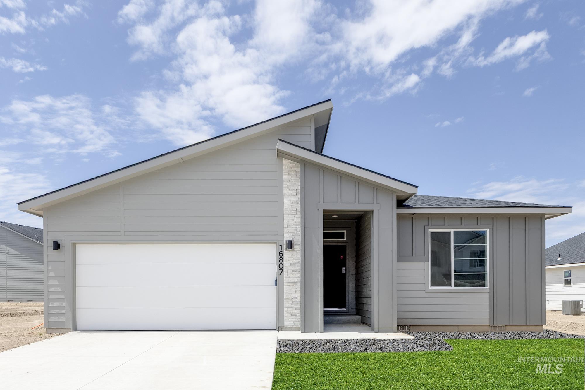 16807 Dunning Way Property Photo 1