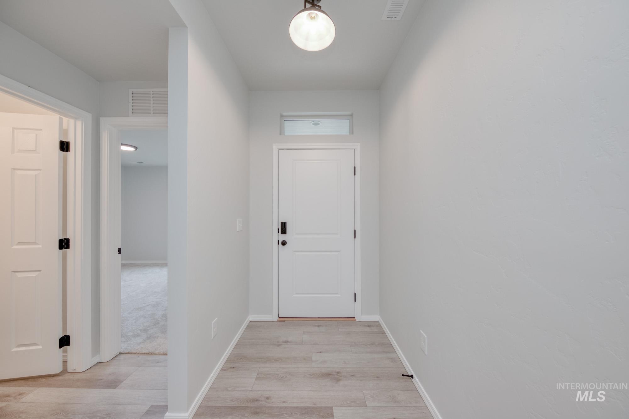 16807 Dunning Way Property Photo 2