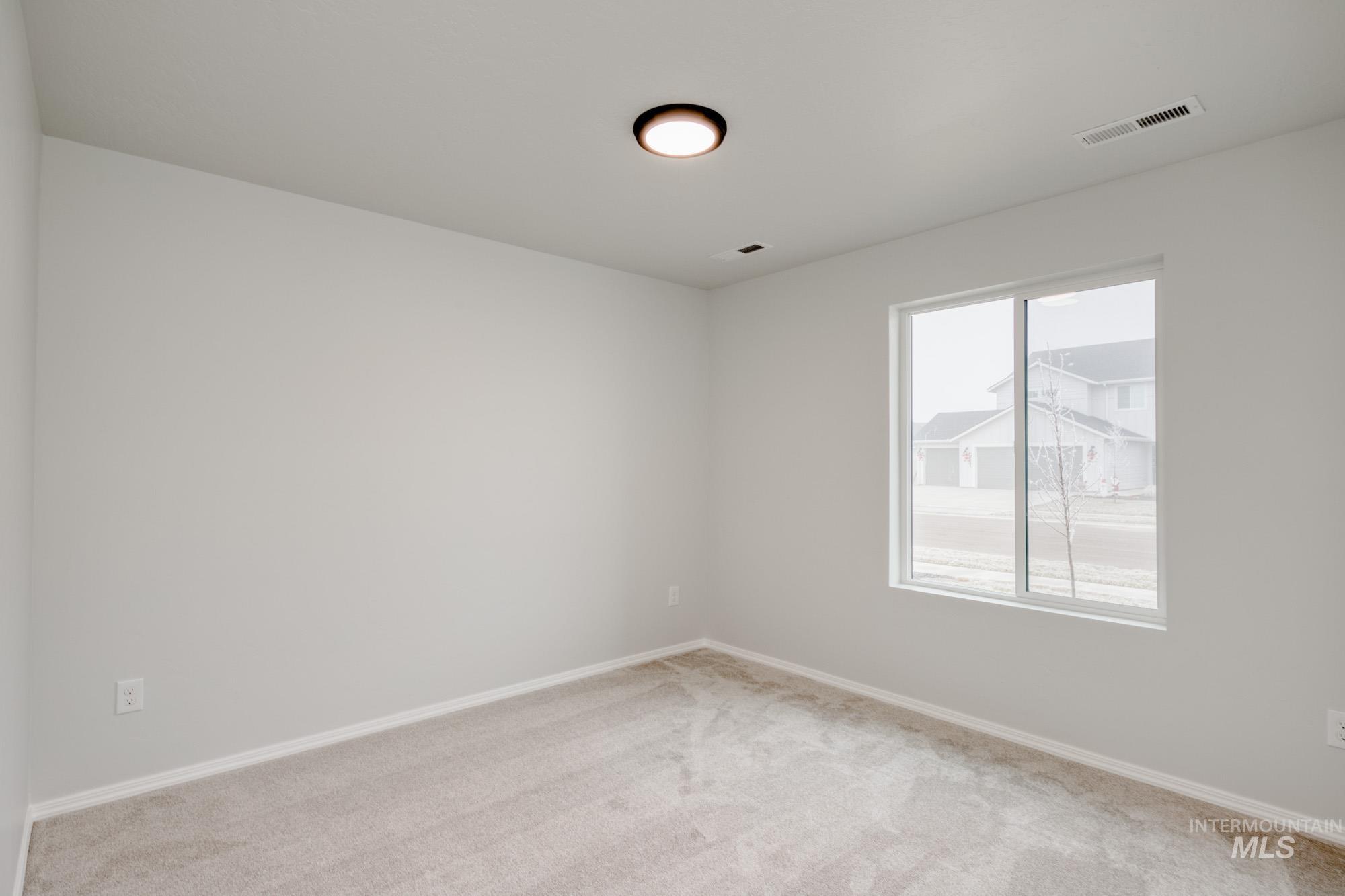 16807 Dunning Way Property Photo 14