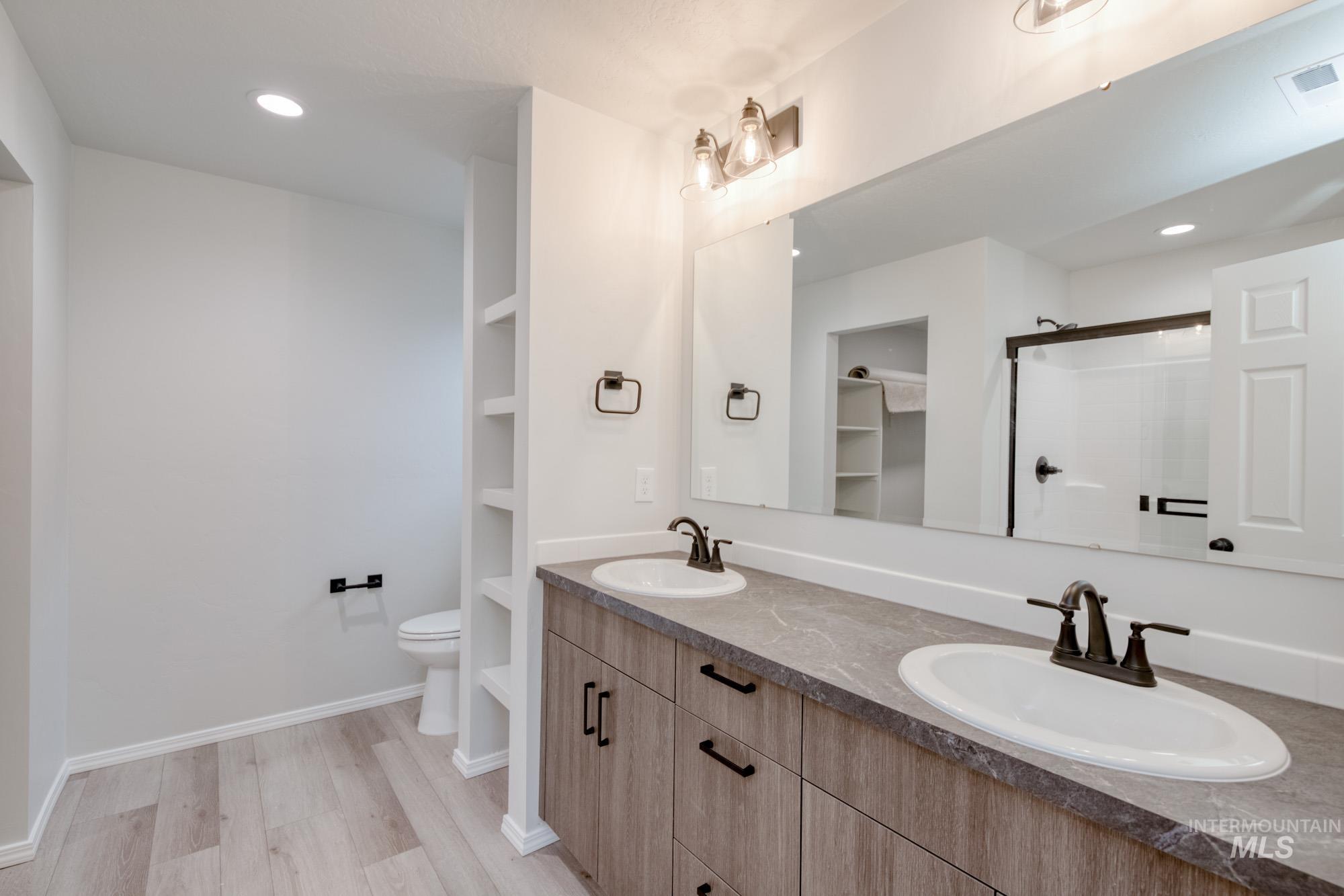 16807 Dunning Way Property Photo 21
