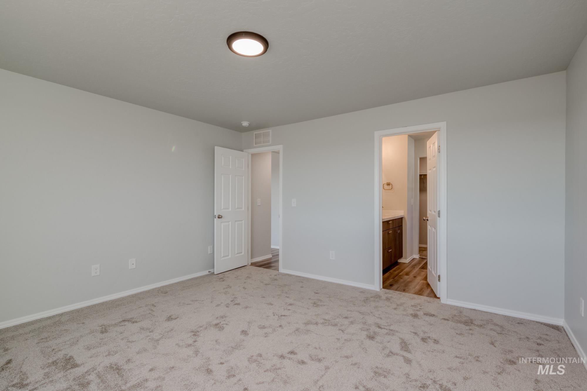 1086 Jimson Avenue Property Photo 17