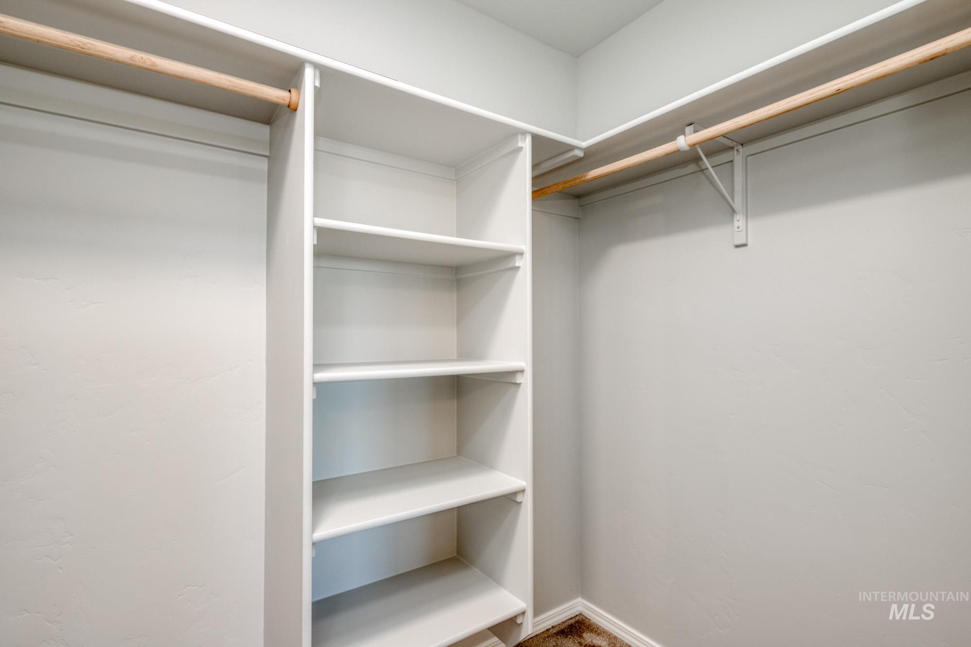 1086 Jimson Avenue Property Photo 19