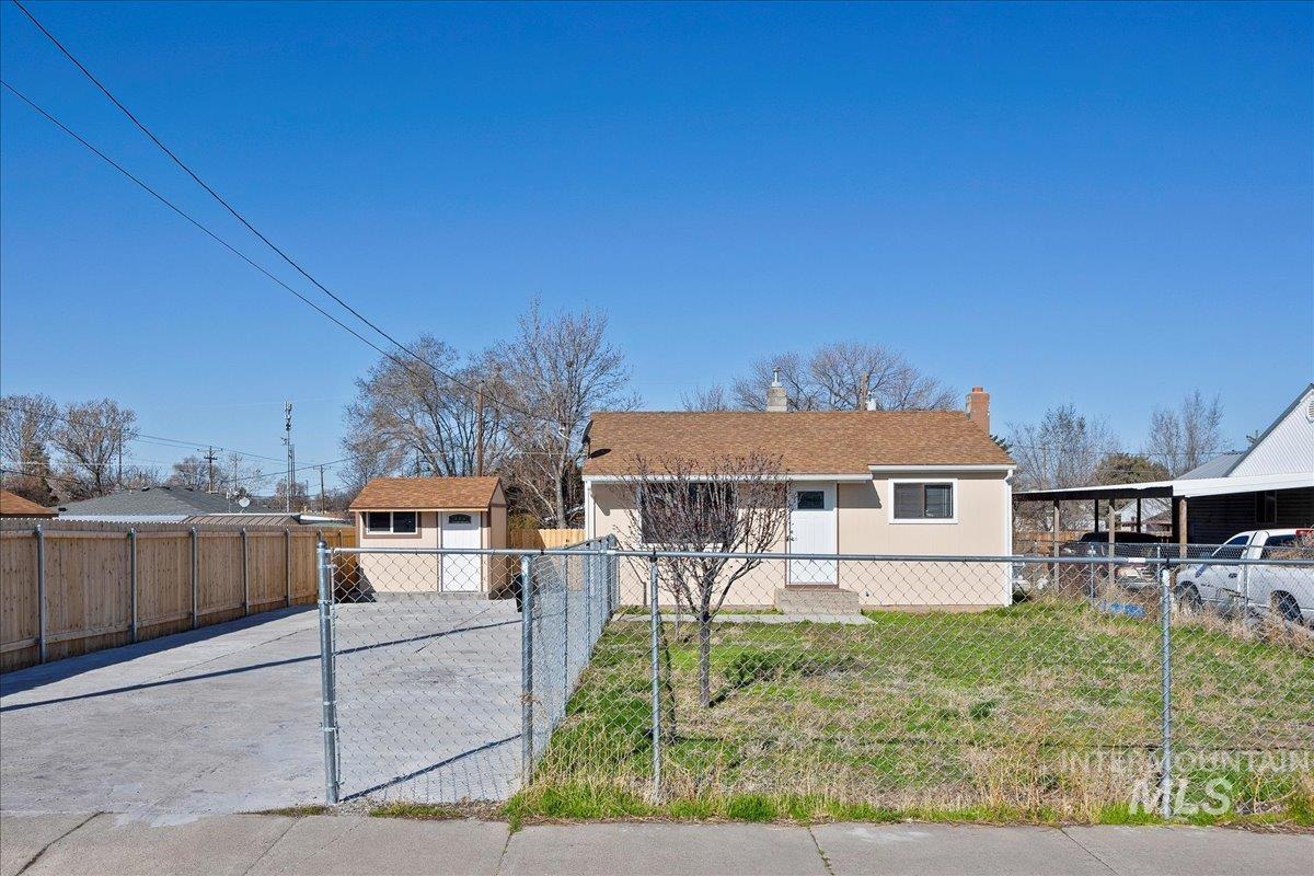621 Morningside Dr Property Photo 1