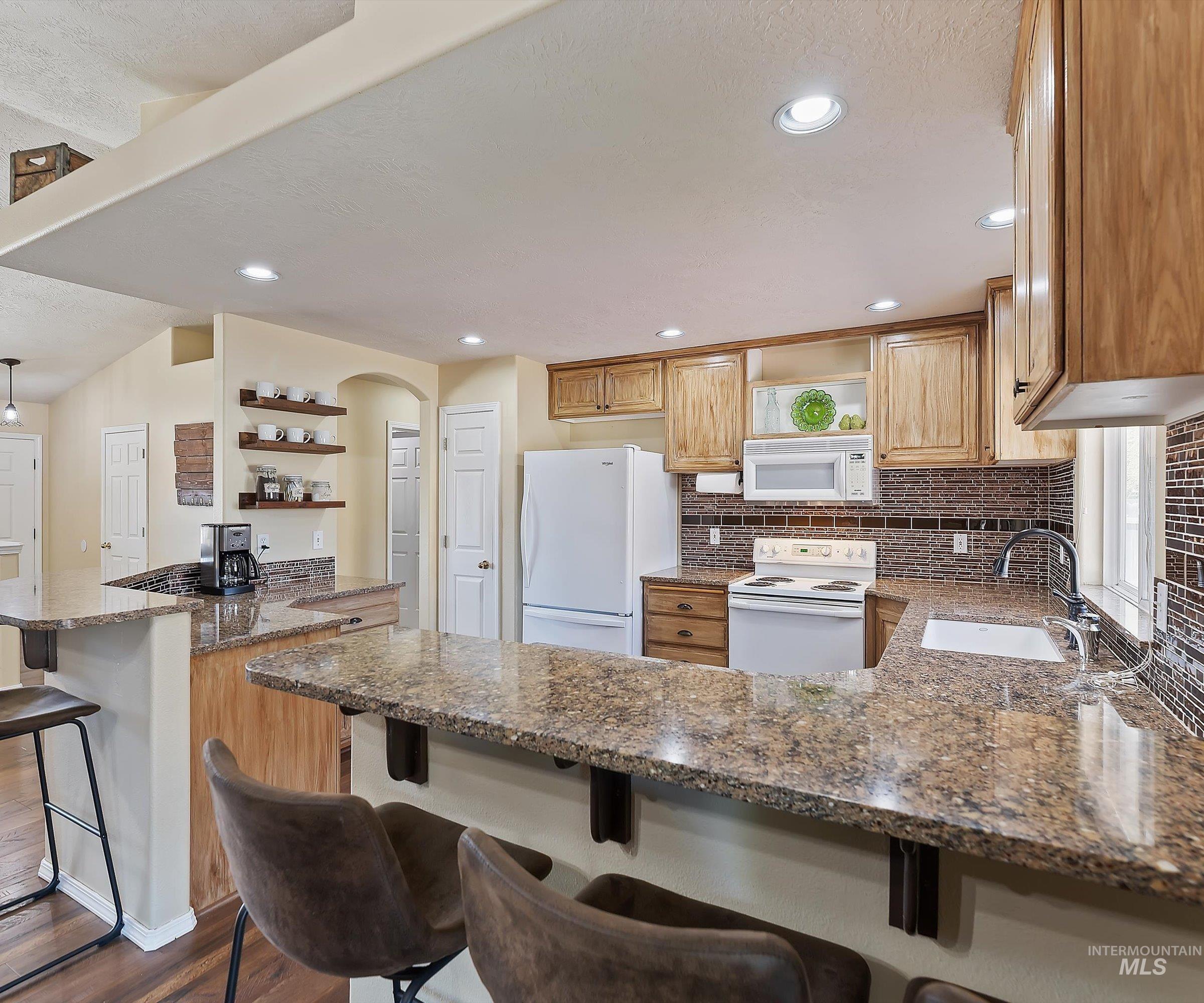 7296 E Canterbury Ln Property Photo 19