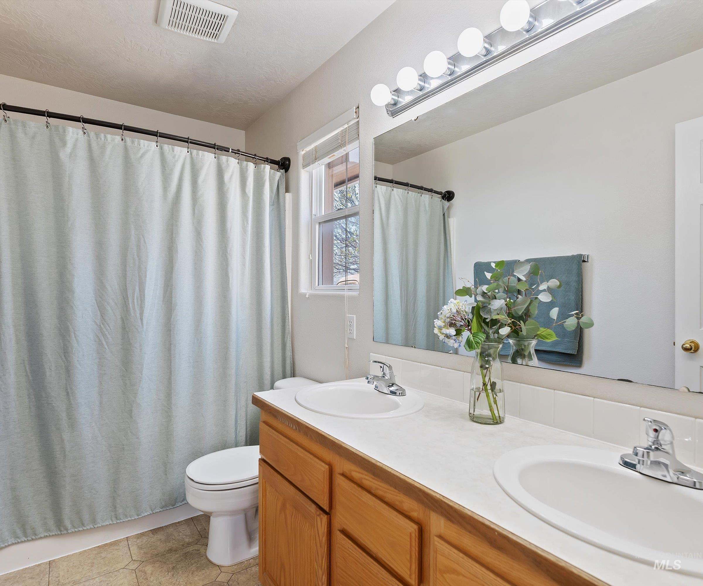7296 E Canterbury Ln Property Photo 26