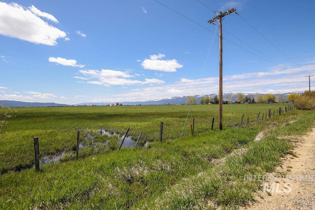 Tbd Titus Ln Property Photo 6