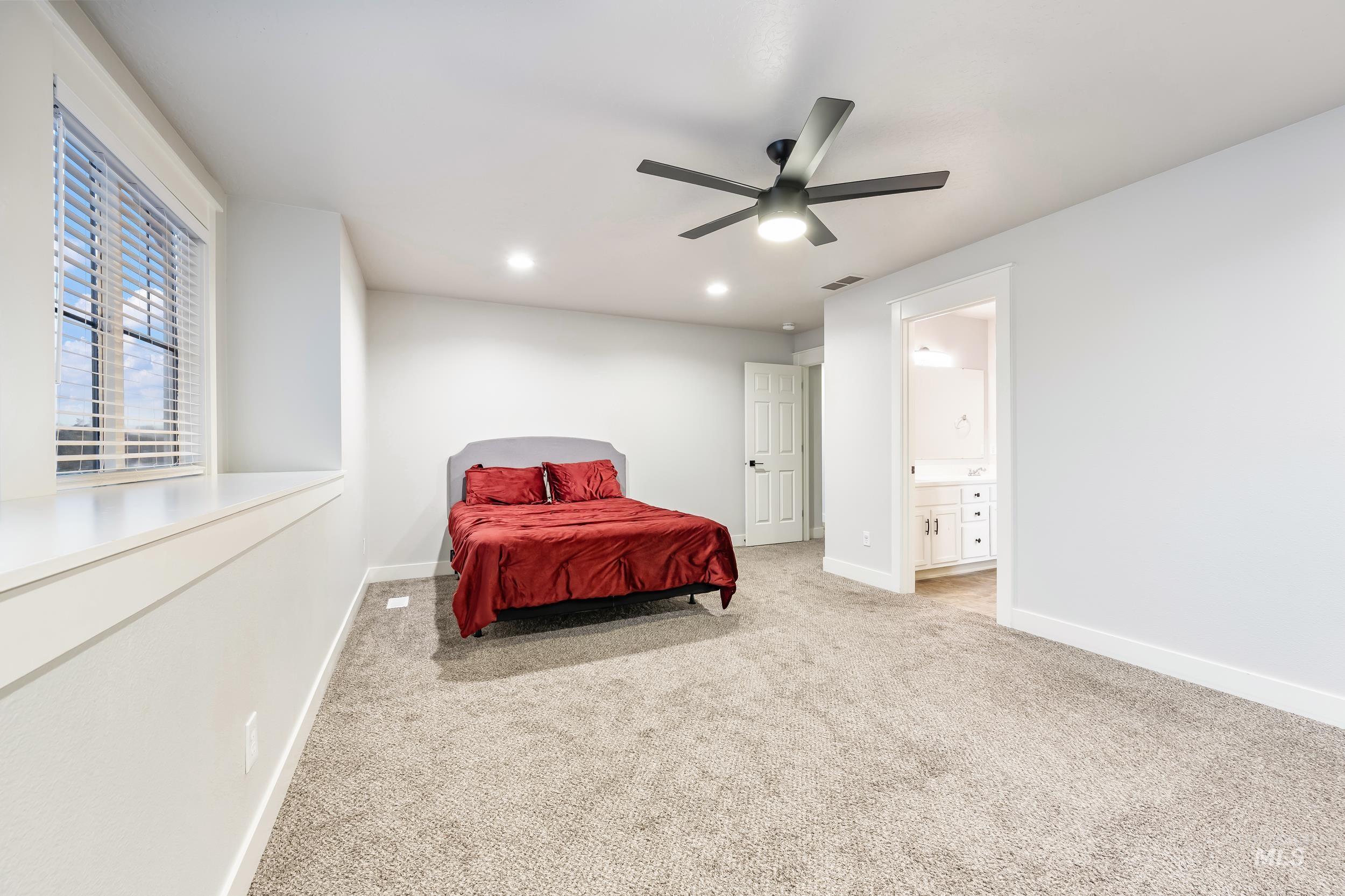 3332 S Malad Drive Property Photo 24
