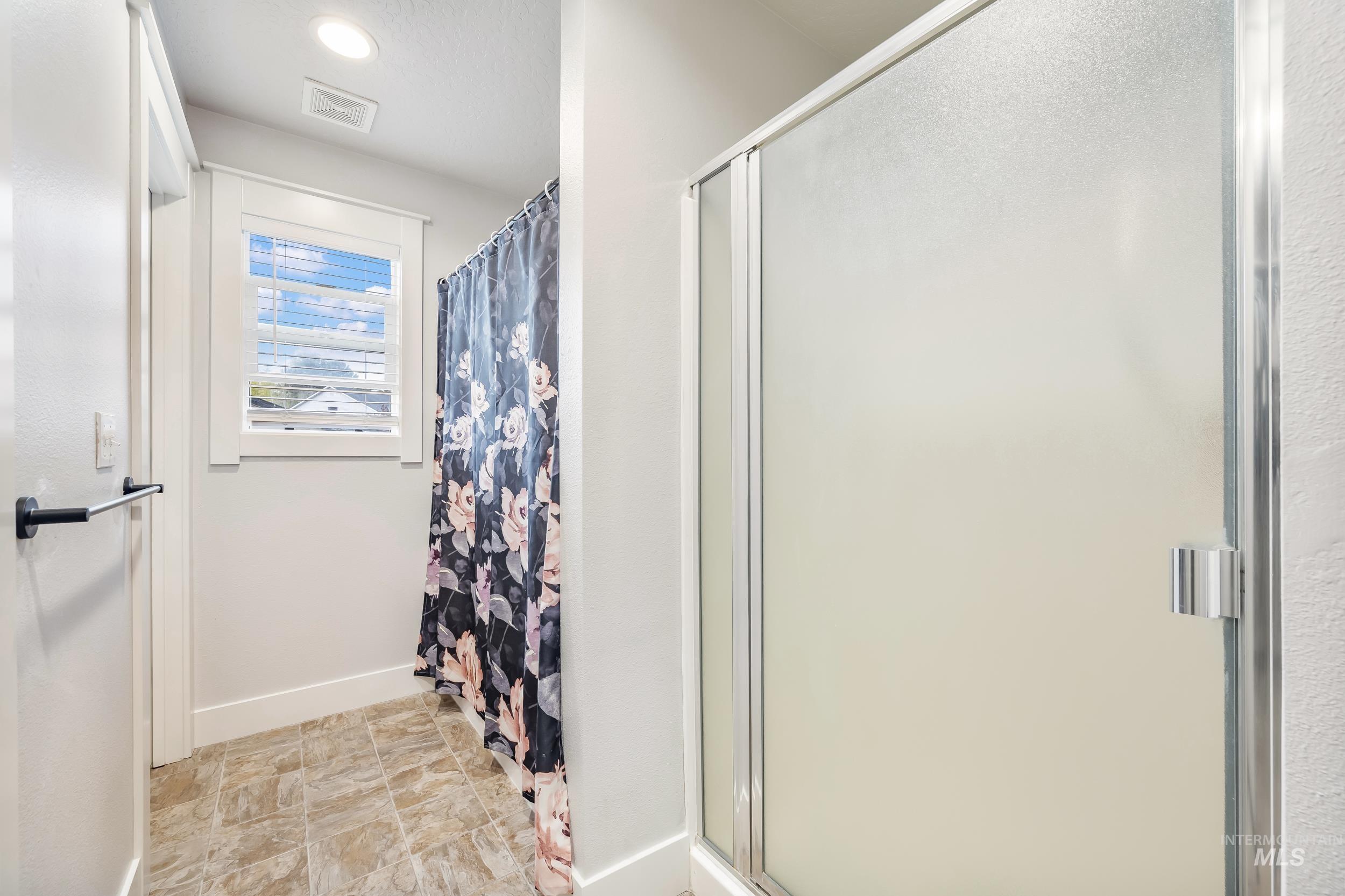3332 S Malad Drive Property Photo 26