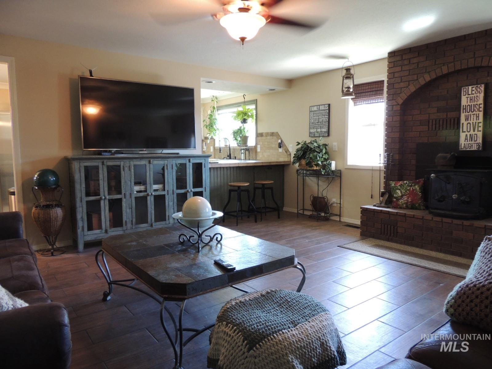 2043 S Ranchero Way Property Photo 13