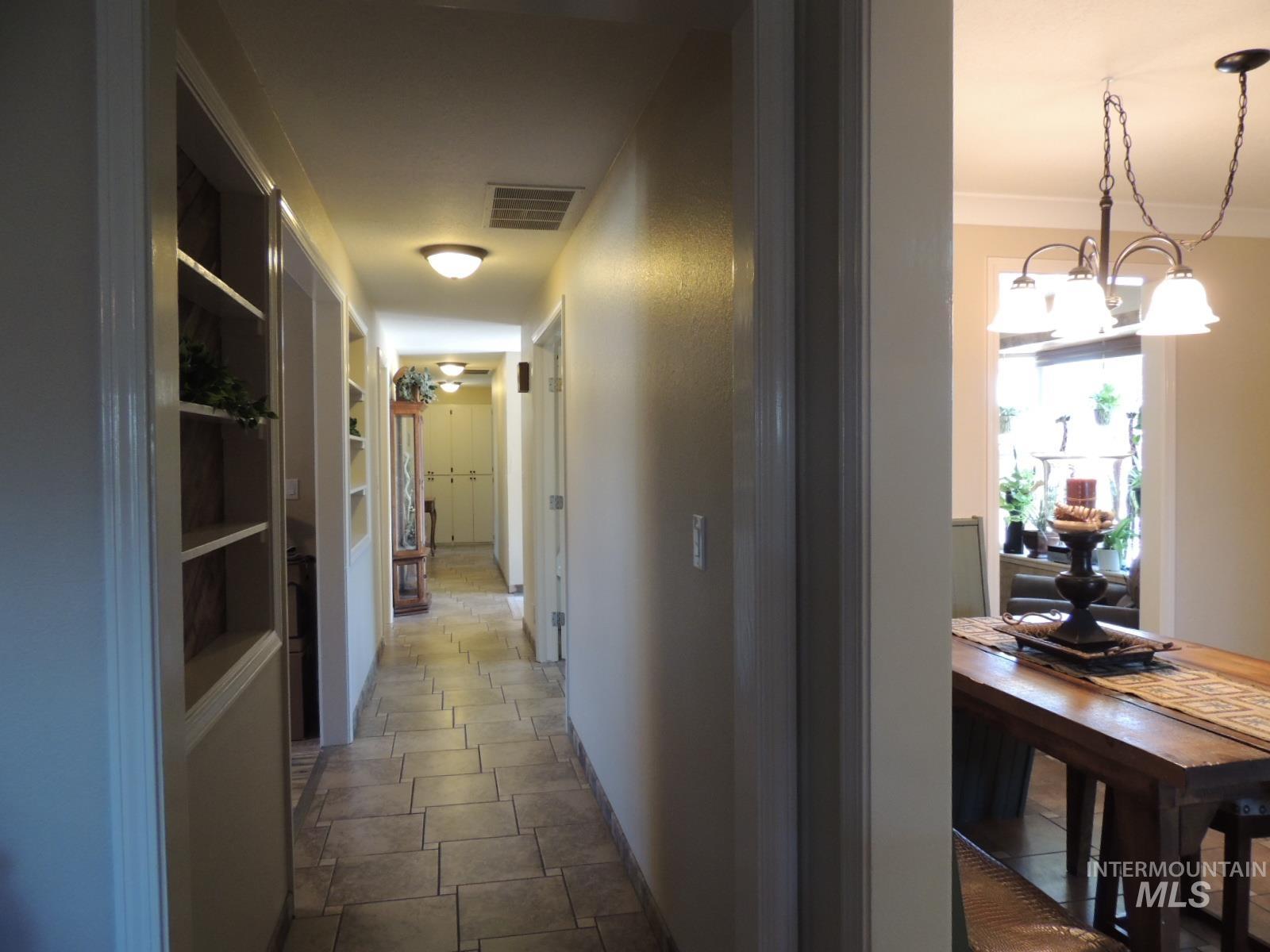 2043 S Ranchero Way Property Photo 15