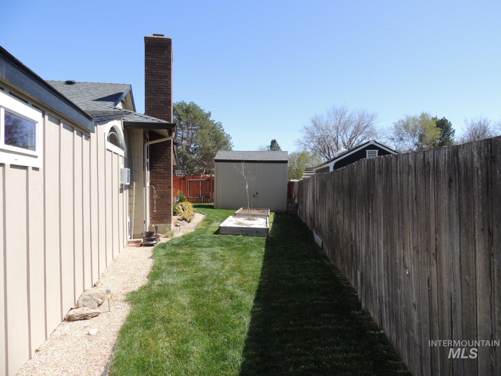 2043 S Ranchero Way Property Photo 42