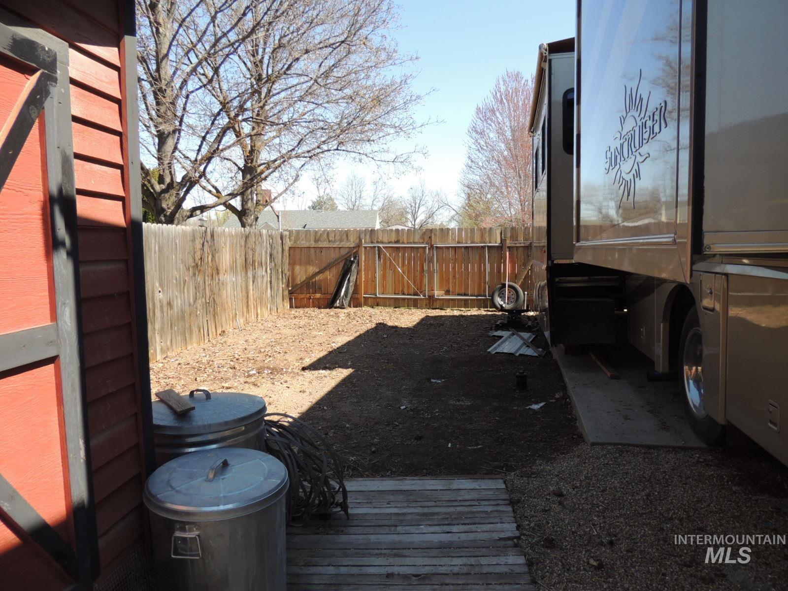 2043 S Ranchero Way Property Photo 47