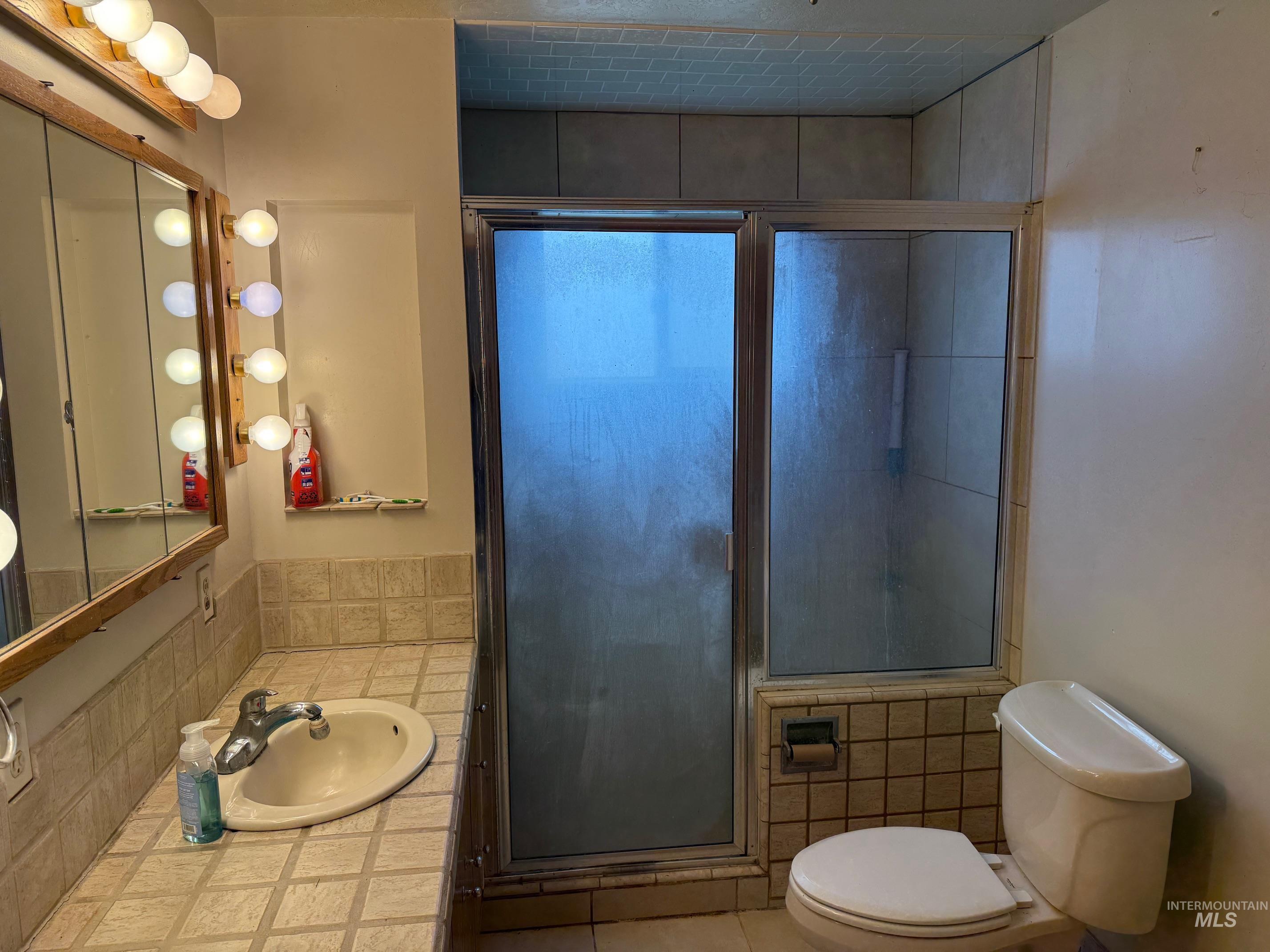 539 Lenz Ave Property Photo 6