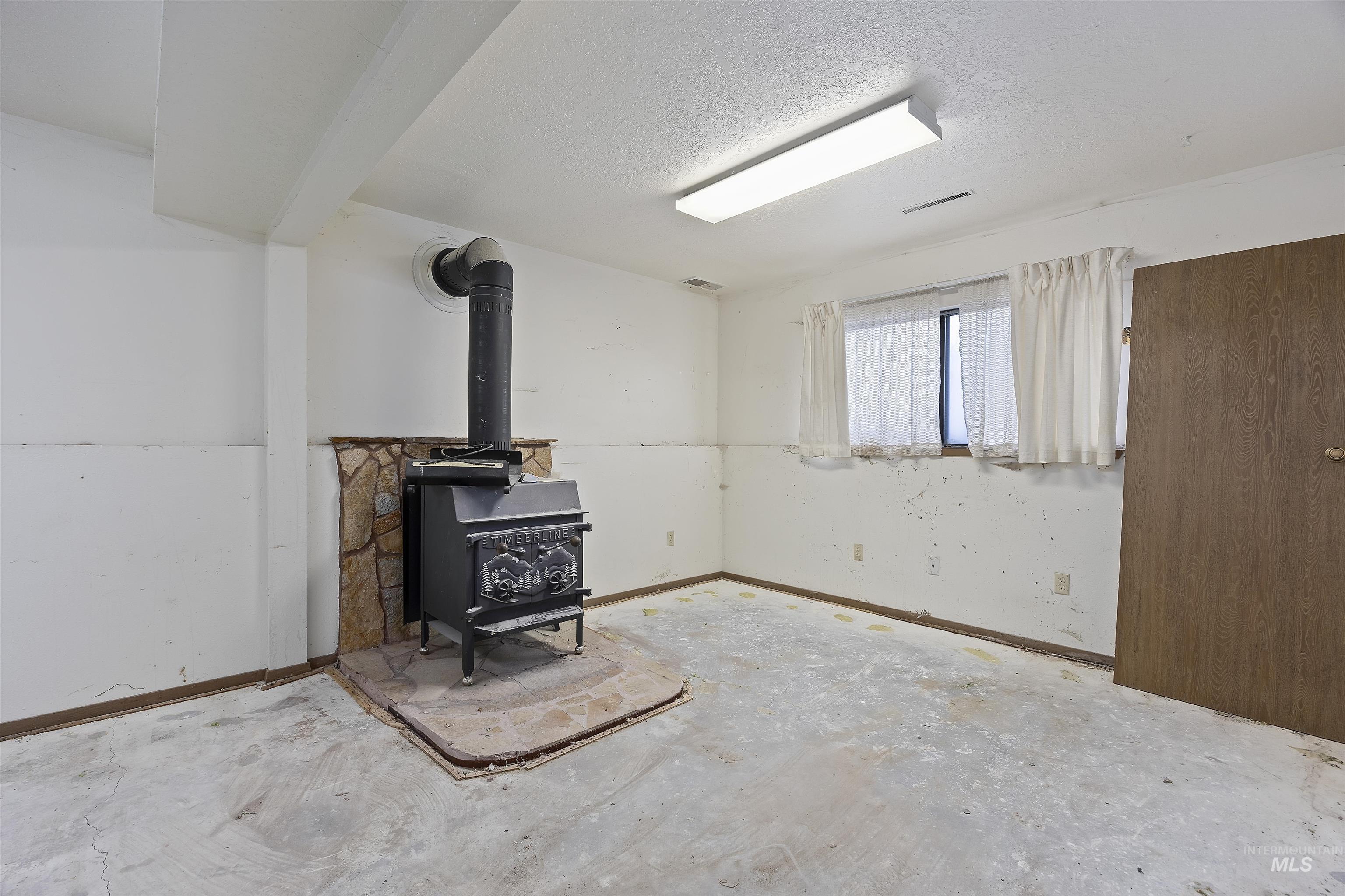 308 Gem Dr. Property Photo 22