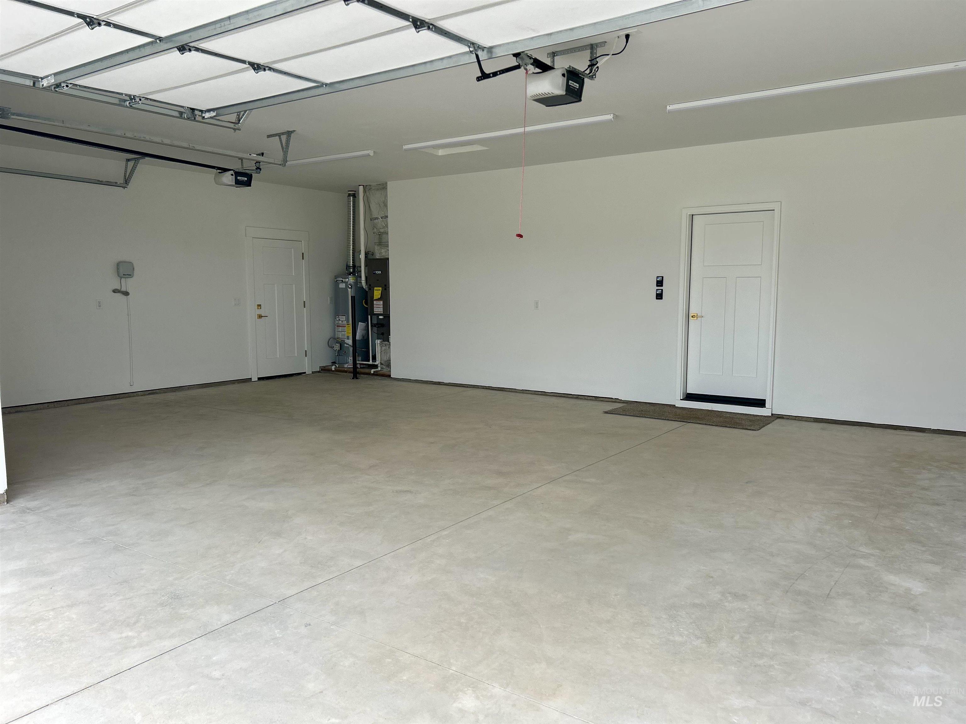 1330 Medara Ave Property Photo 5