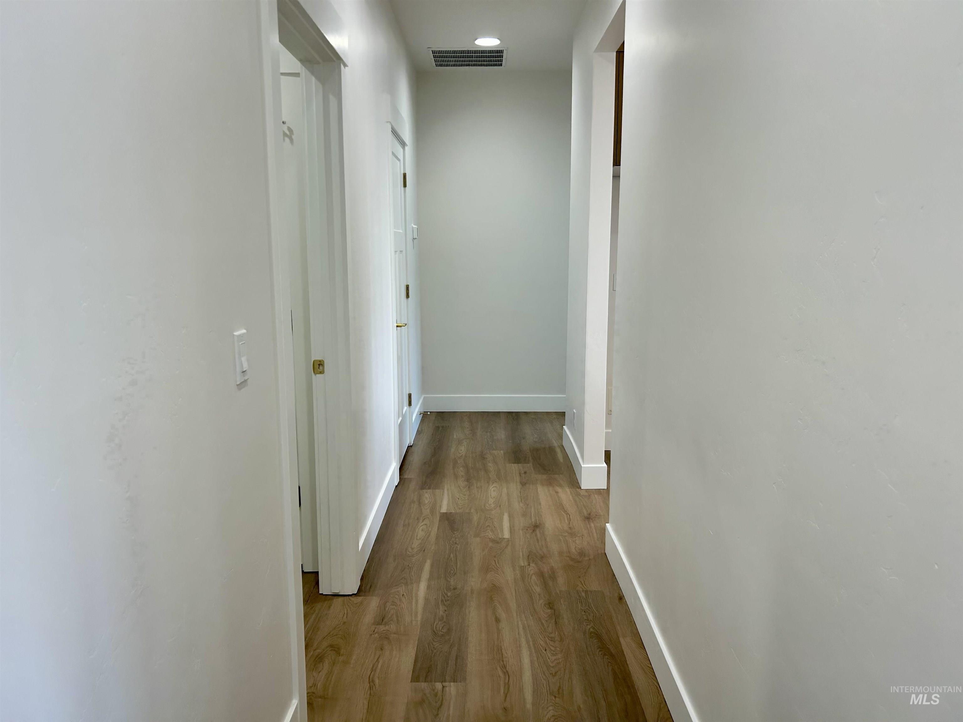 1330 Medara Ave Property Photo 8