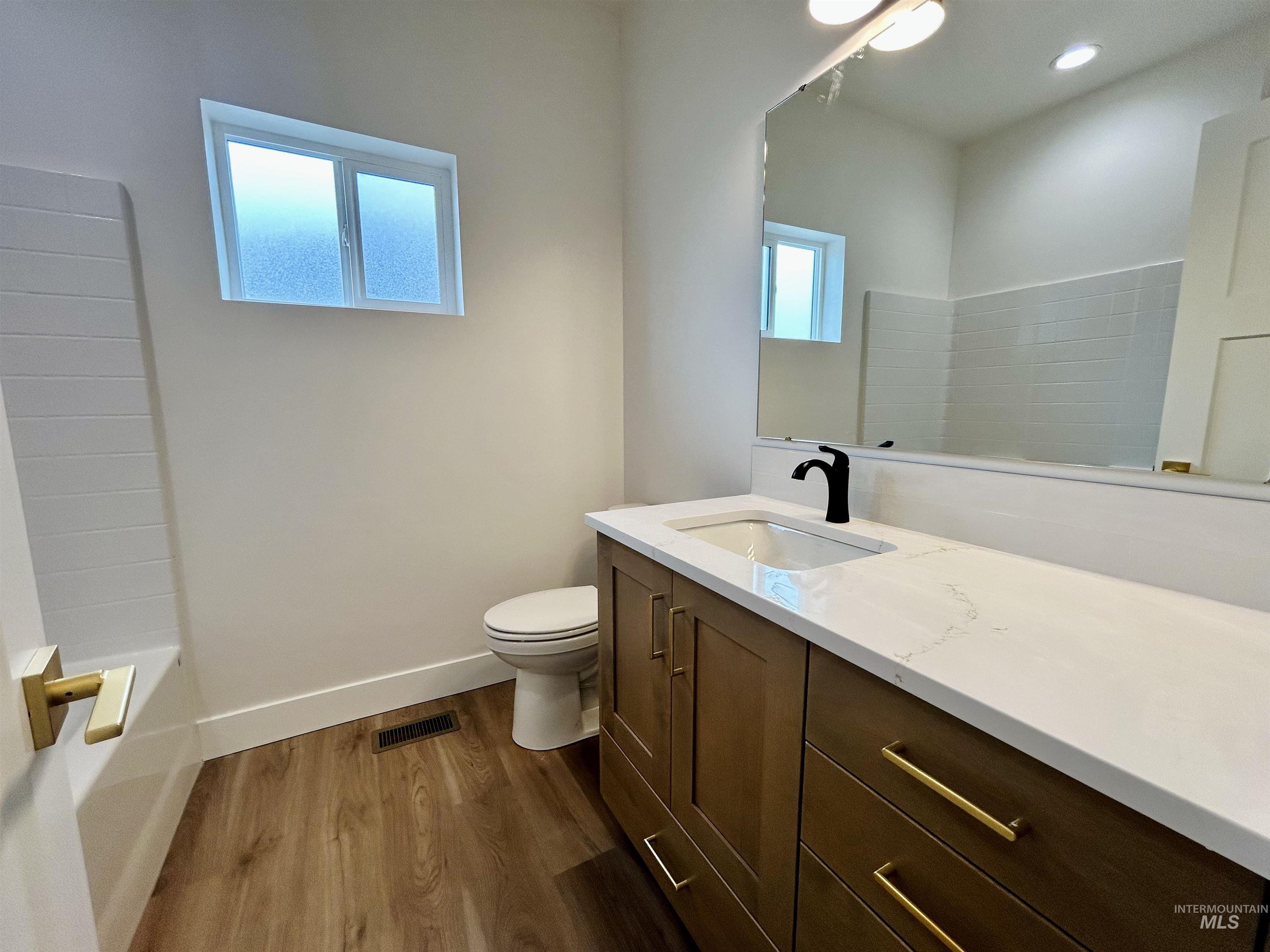 1330 Medara Ave Property Photo 29