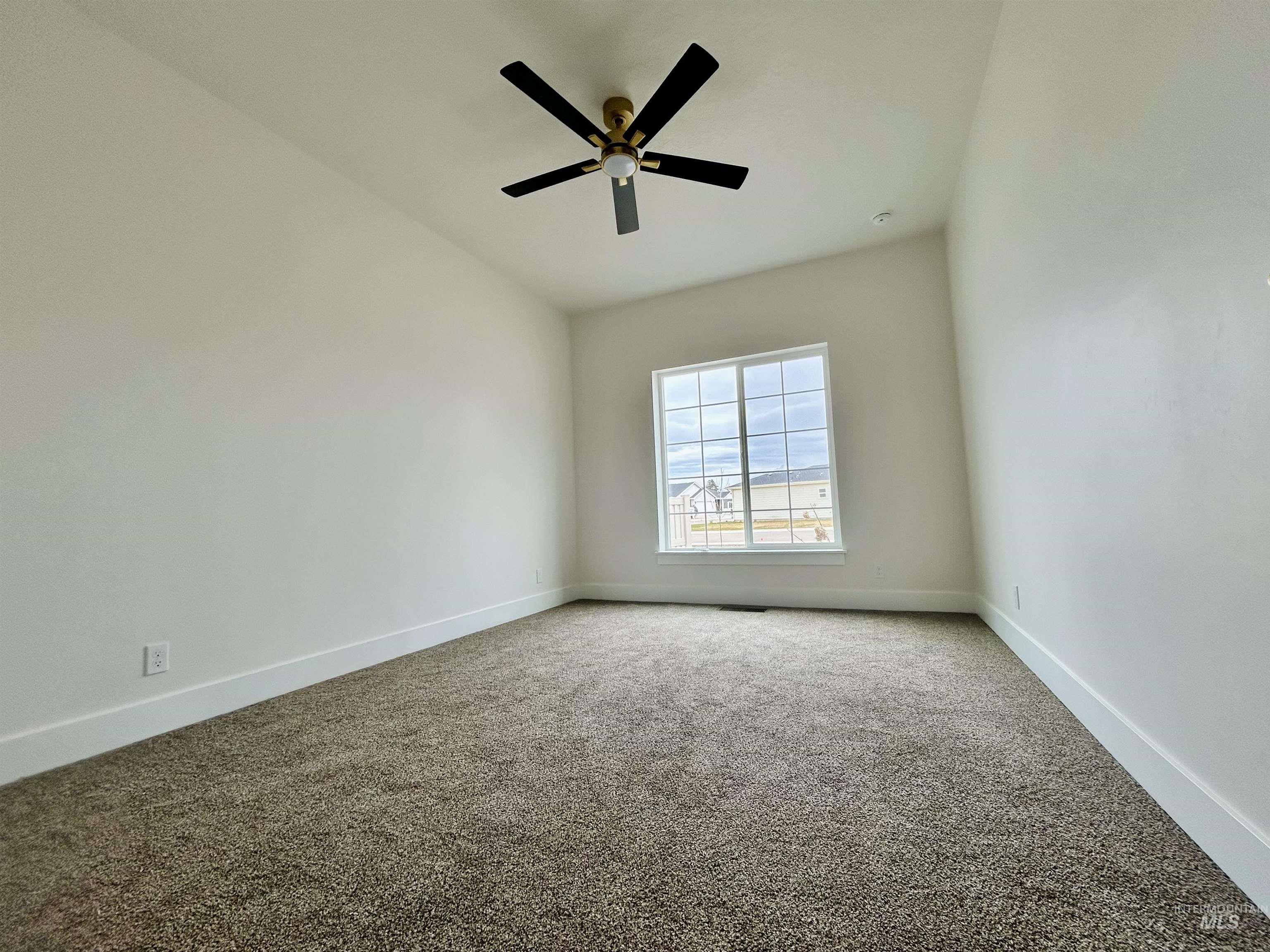 1330 Medara Ave Property Photo 30