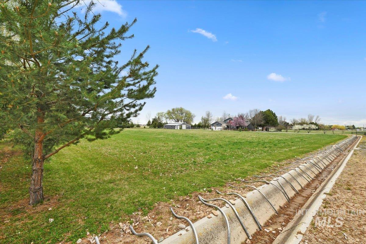 275 Pine Cone Lane Property Photo 37
