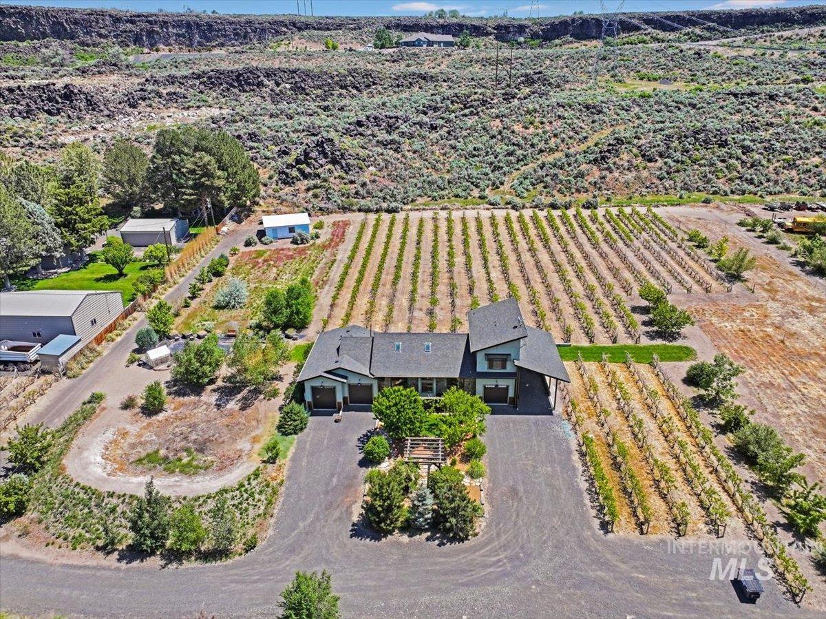 17896 Highway 30 Property Photo 1