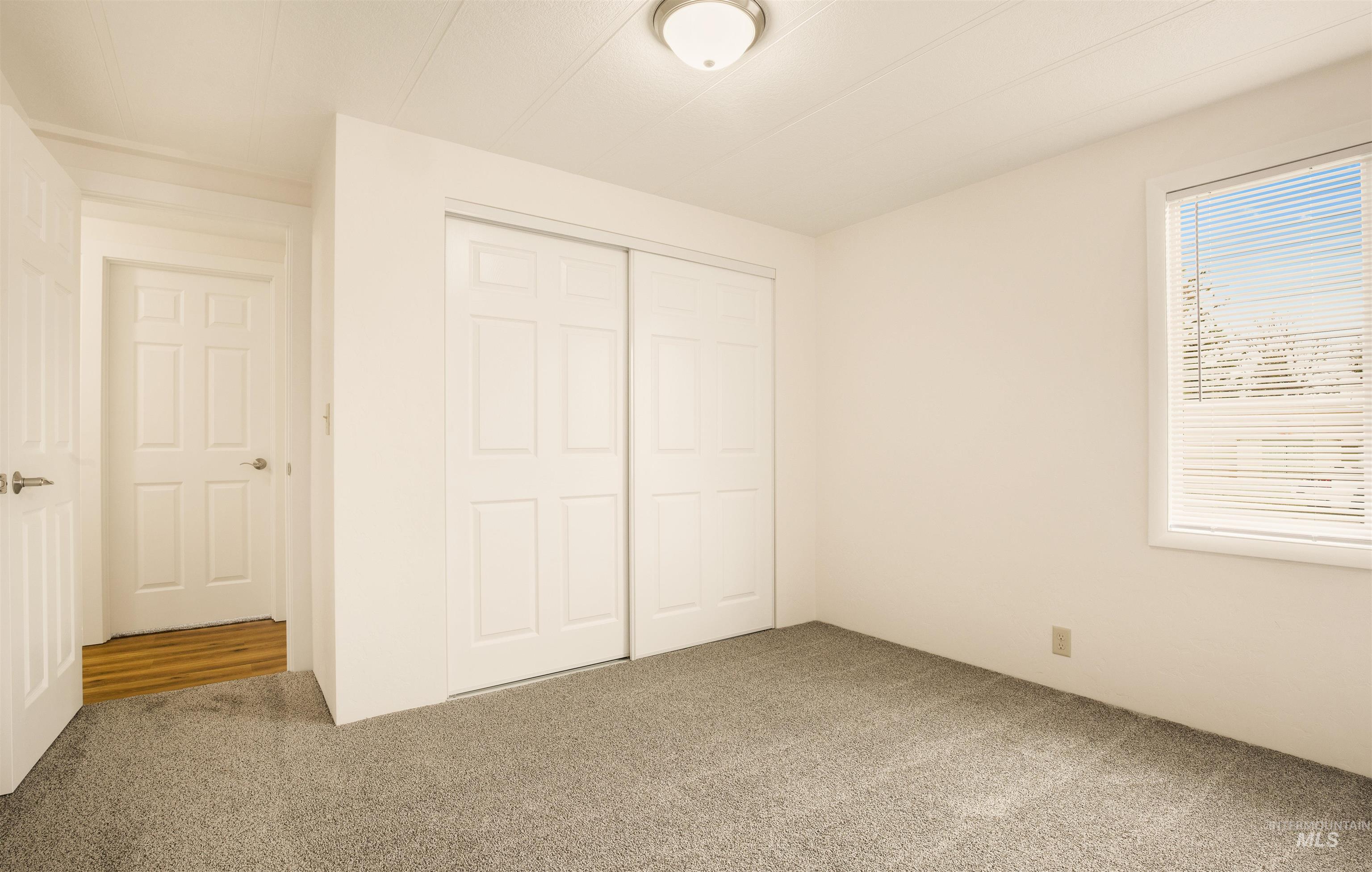 198 South Hills Road, #72 Property Photo 18