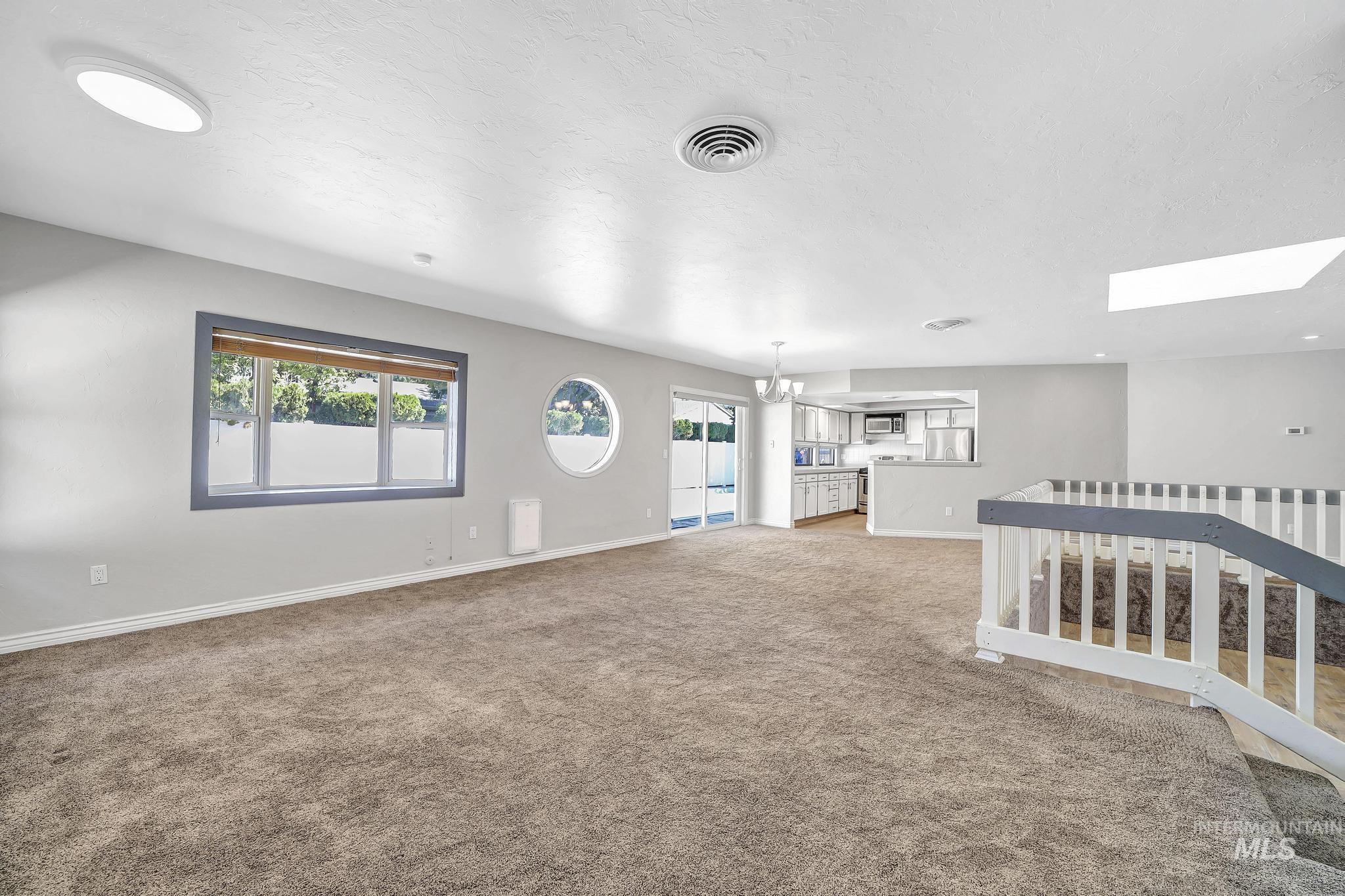 790 Academic Drive Property Photo 11