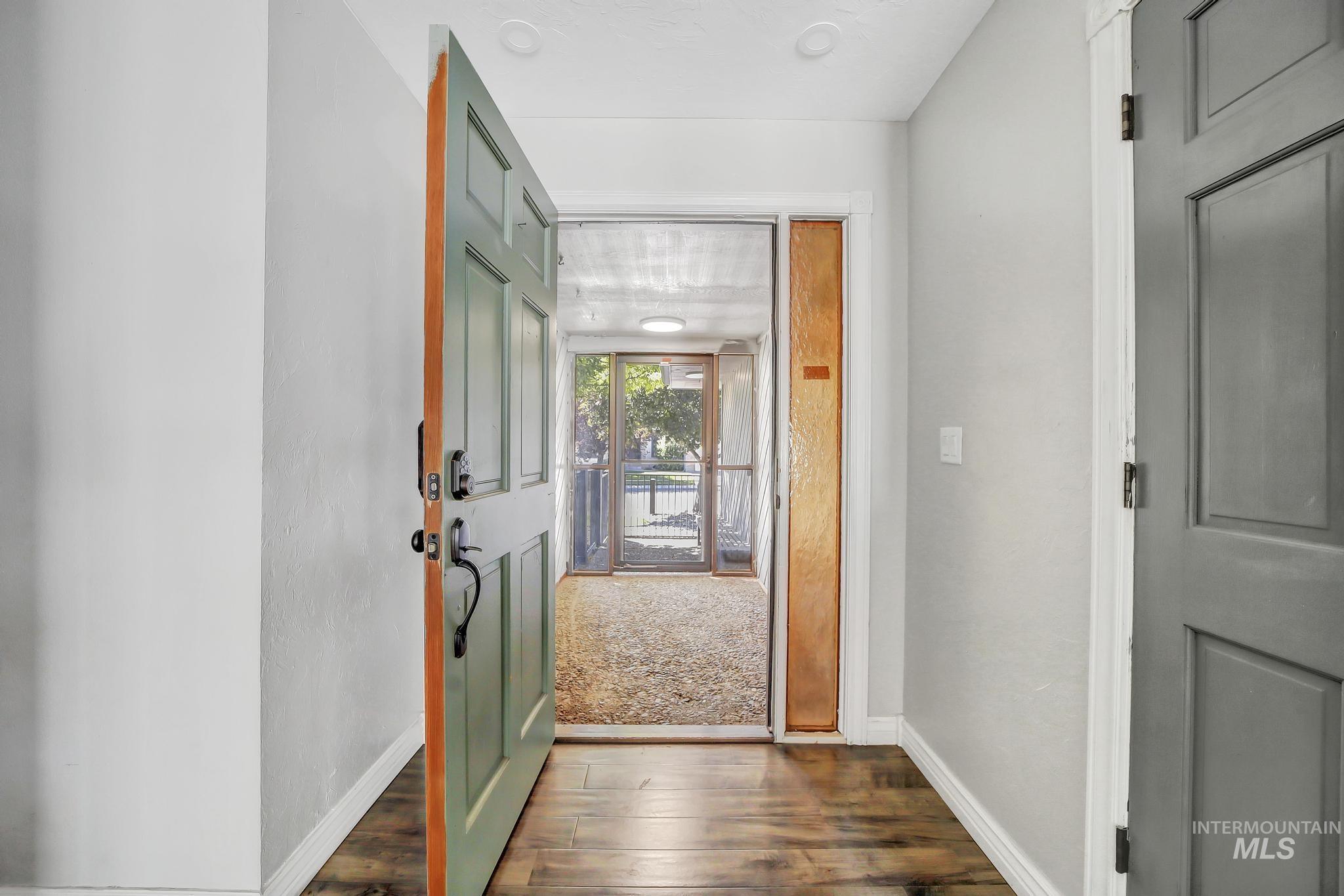790 Academic Drive Property Photo 23