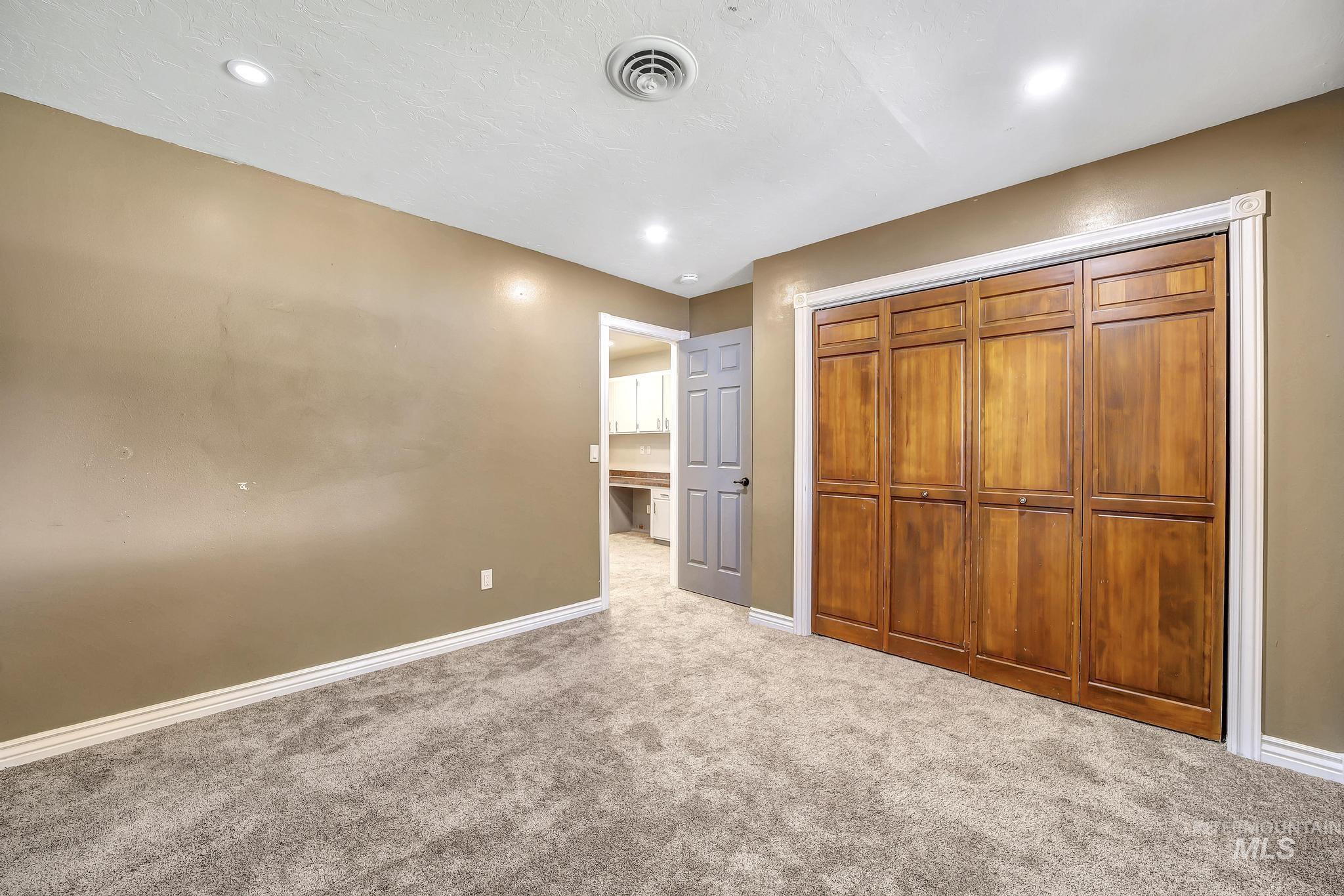 790 Academic Drive Property Photo 25
