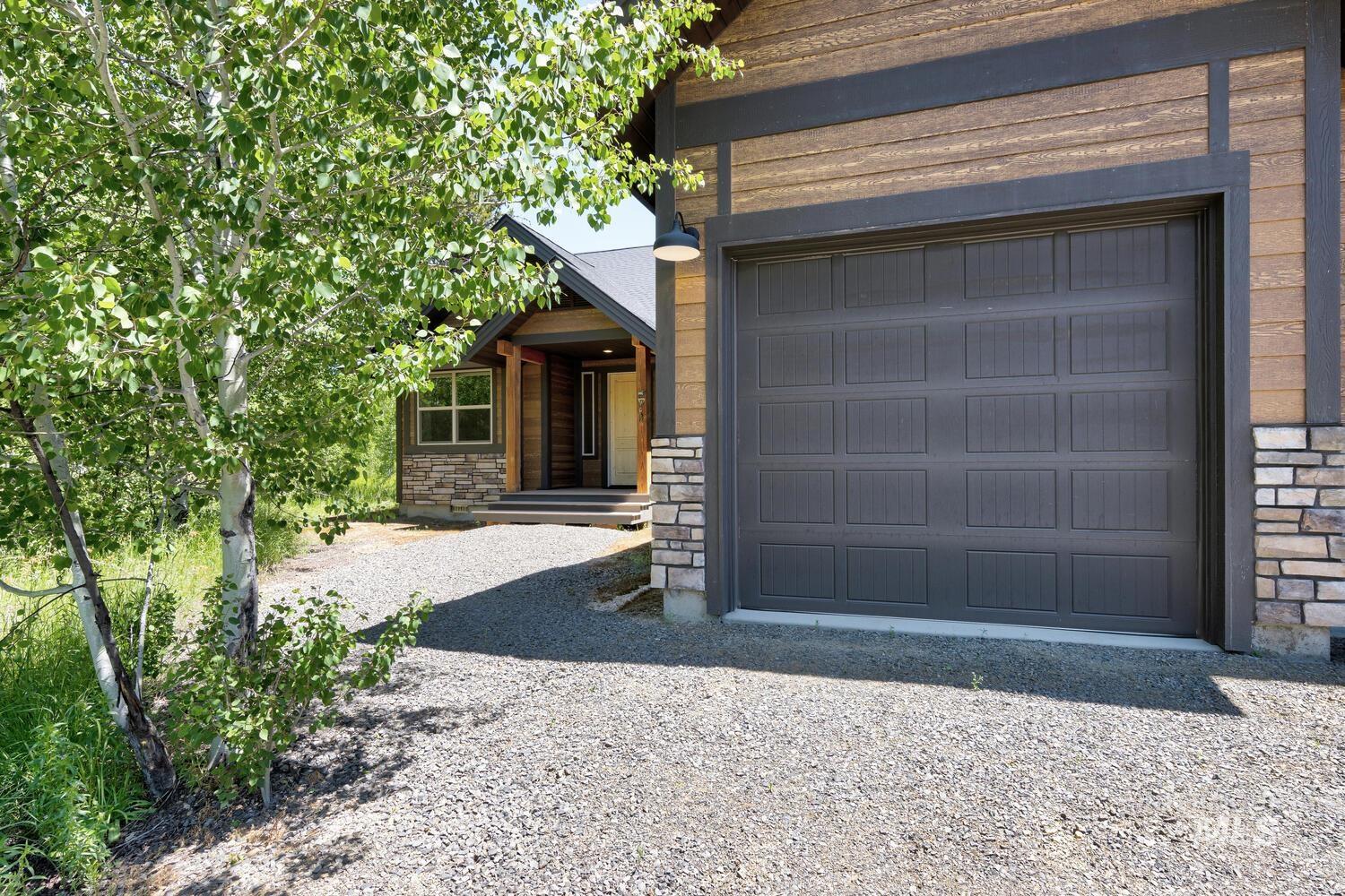 252 Day Star Ln Property Photo 4