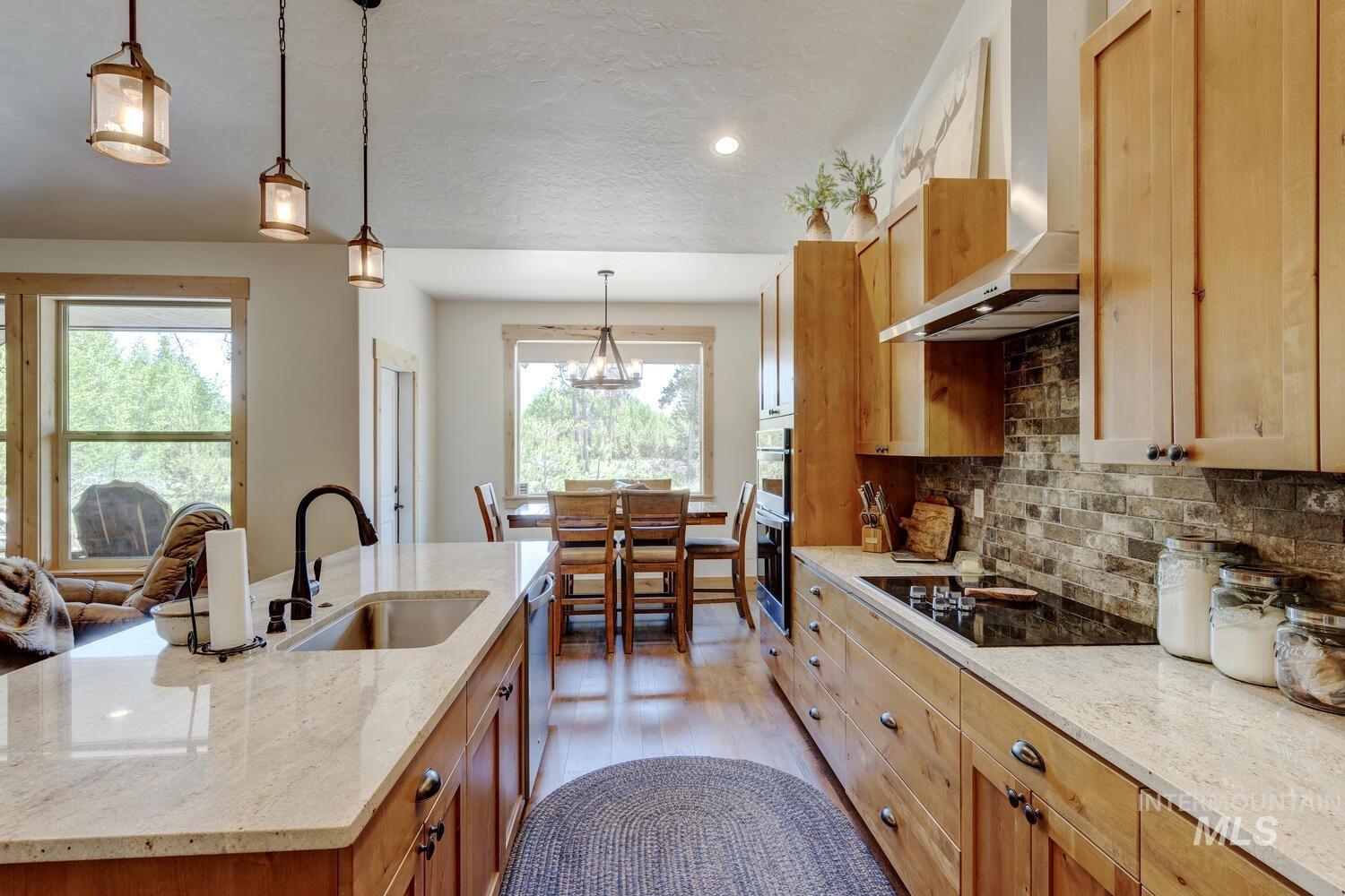 252 Day Star Ln Property Photo 16
