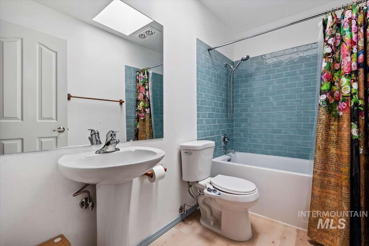 1166 Monaco St Property Photo 19