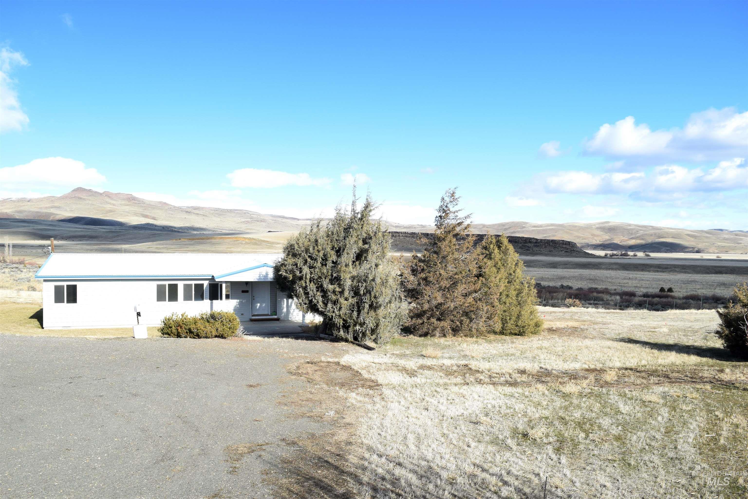 1080 Rock Creek Road Property Photo 4