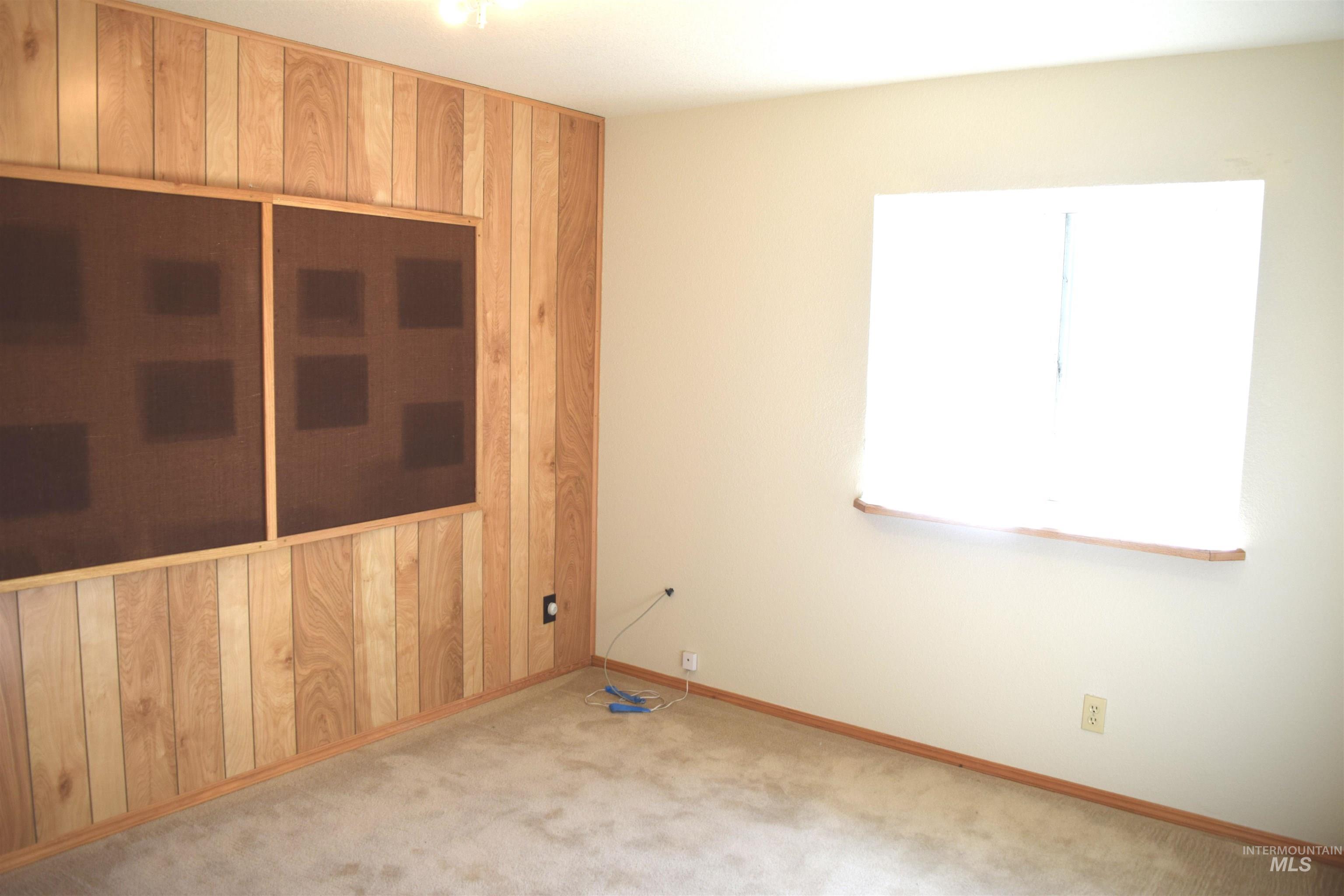1080 Rock Creek Road Property Photo 10