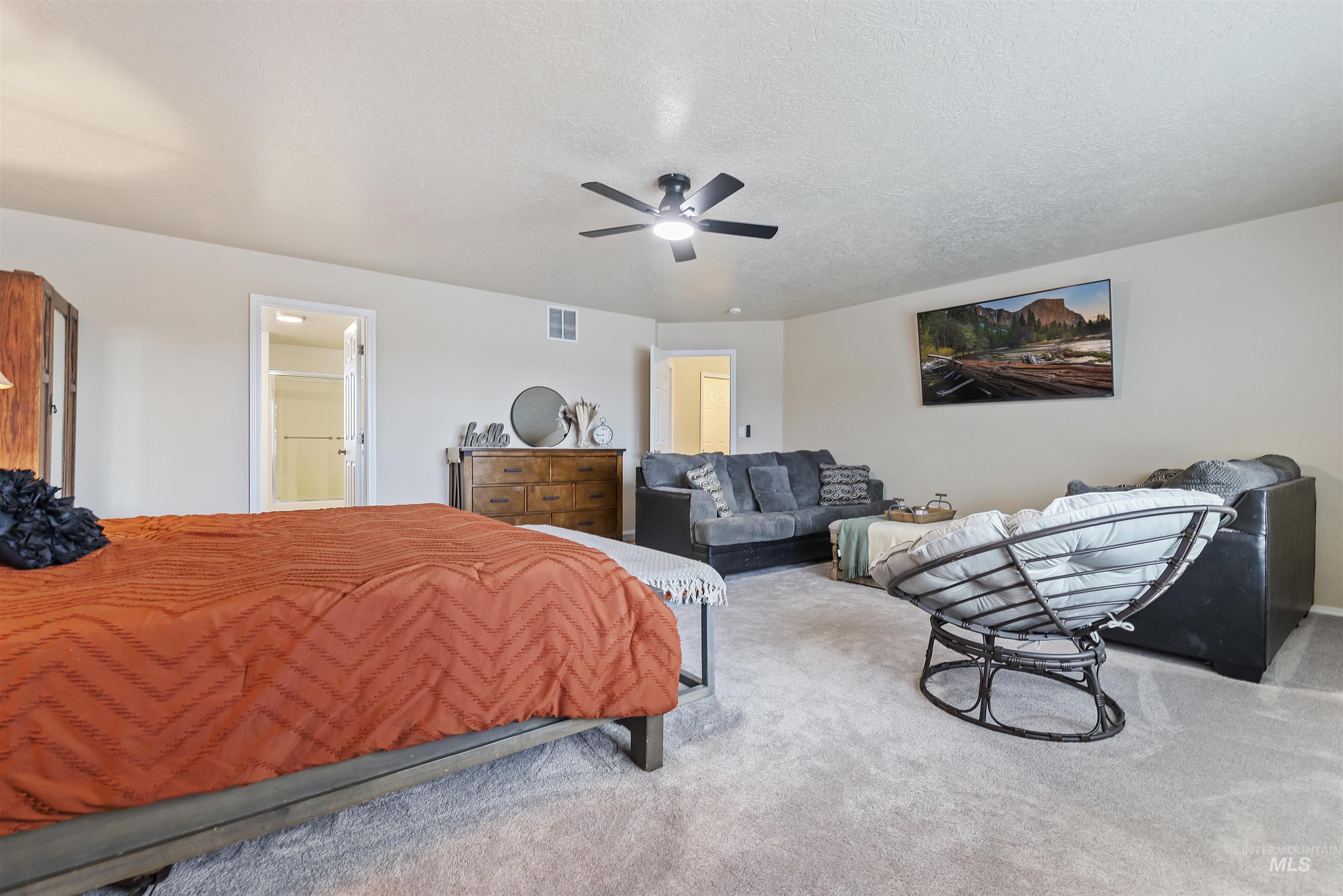 8211 E E Selway Ct. Property Photo 21