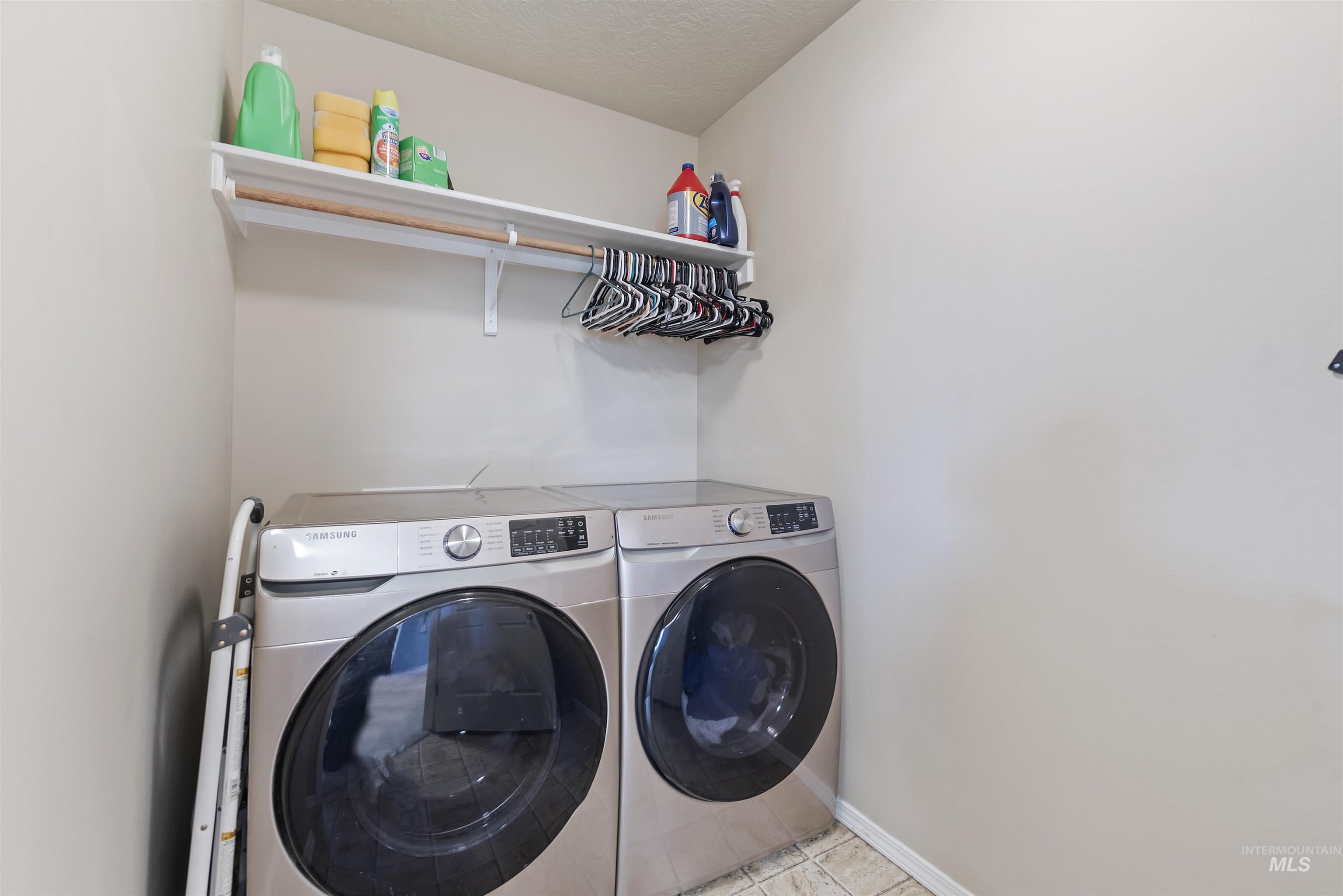 8211 E E Selway Ct. Property Photo 28