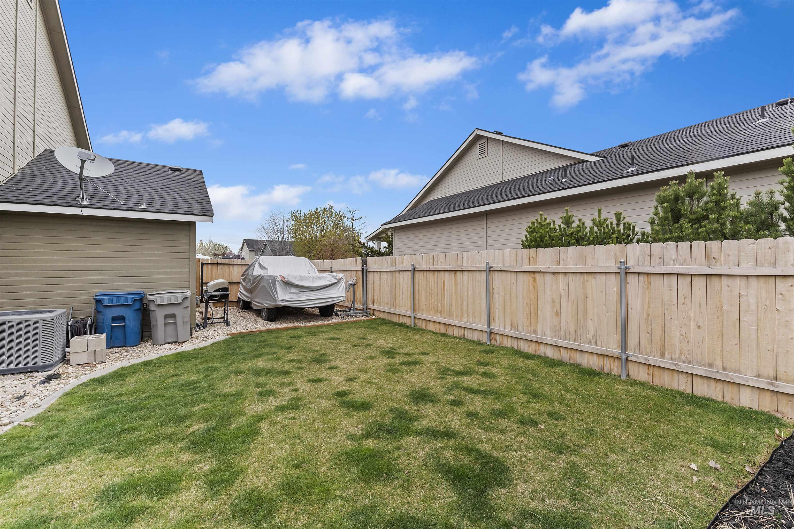 8211 E E Selway Ct. Property Photo 34