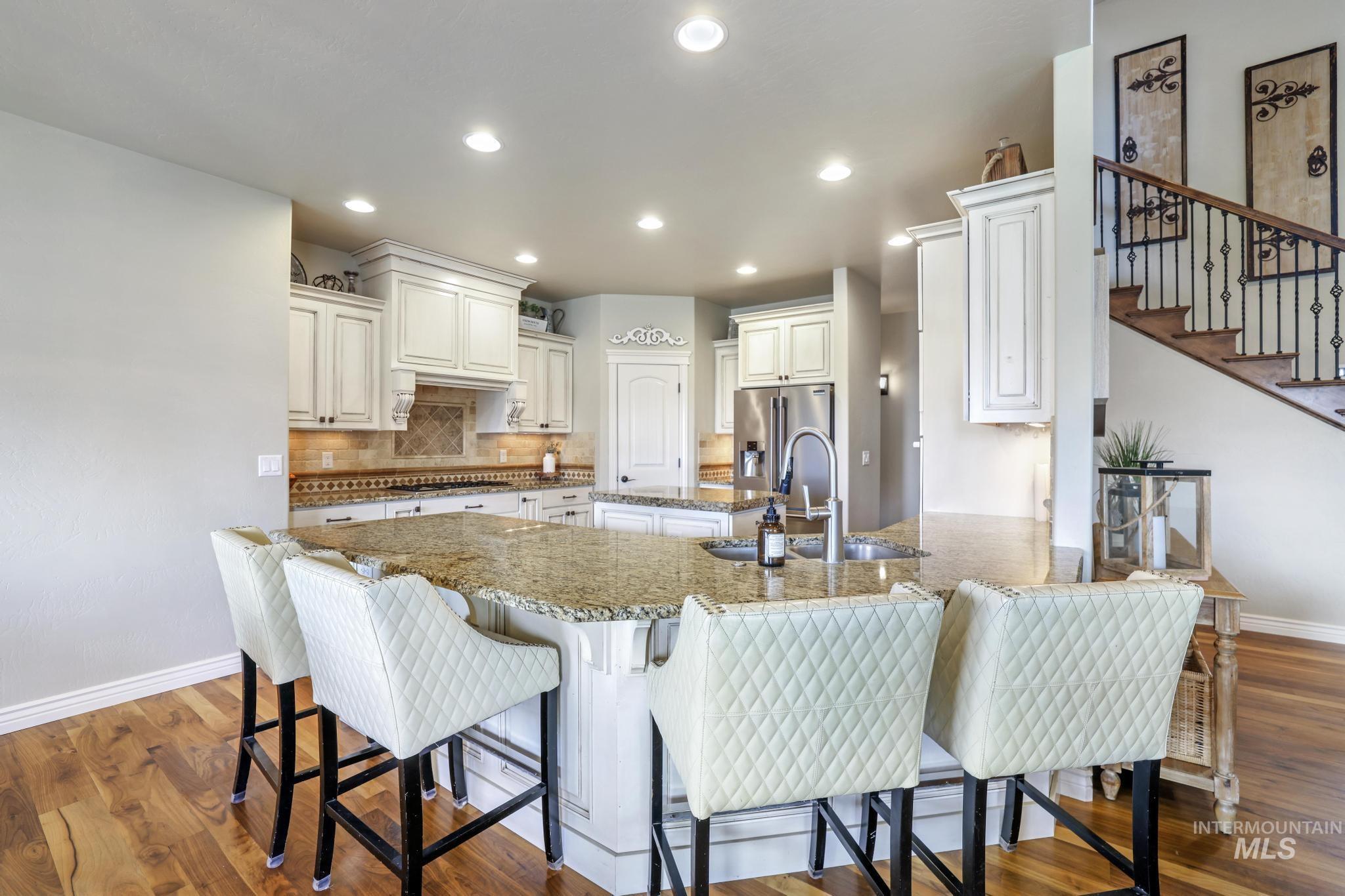 4049 Quail Ridge Drive Property Photo 4