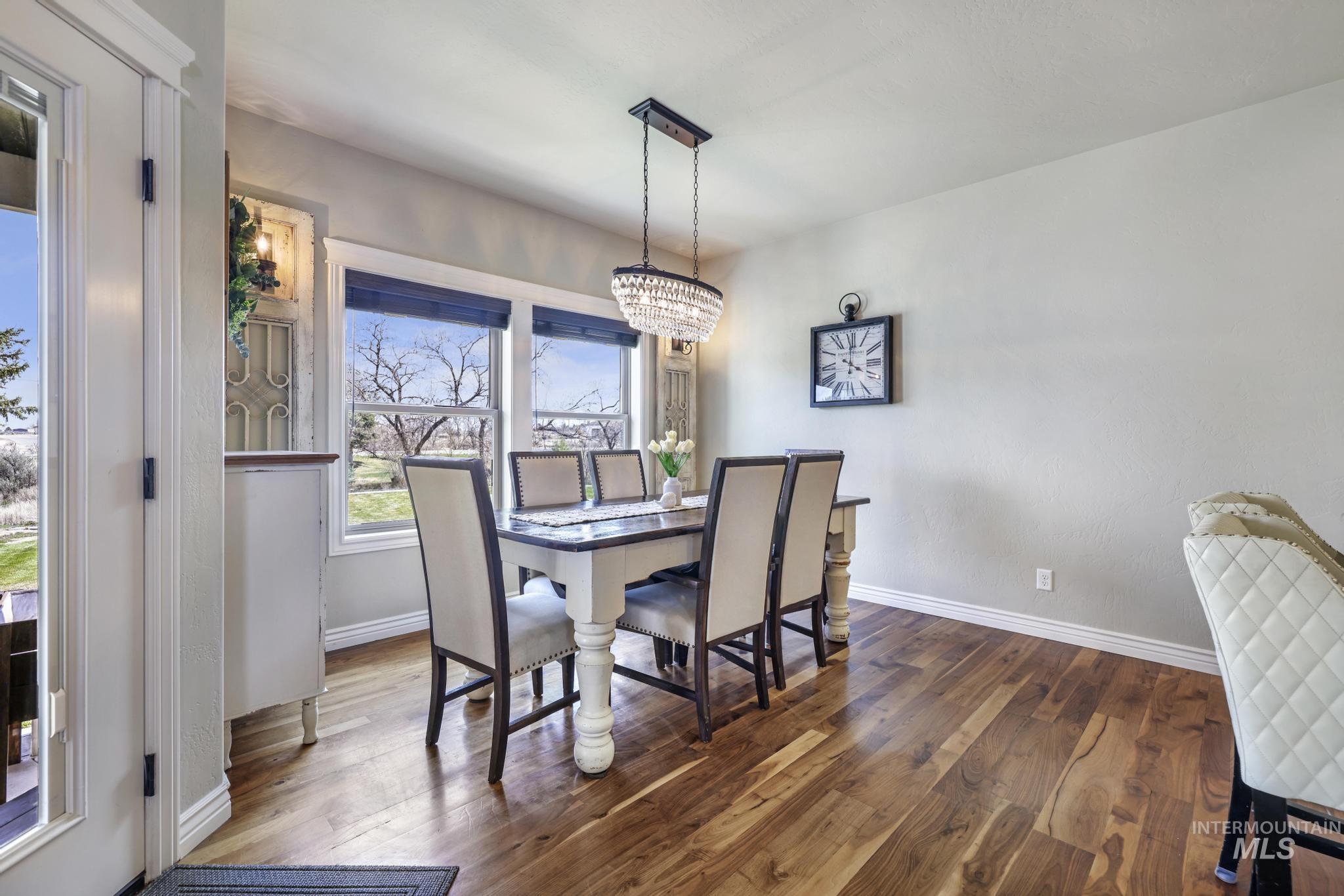 4049 Quail Ridge Drive Property Photo 10