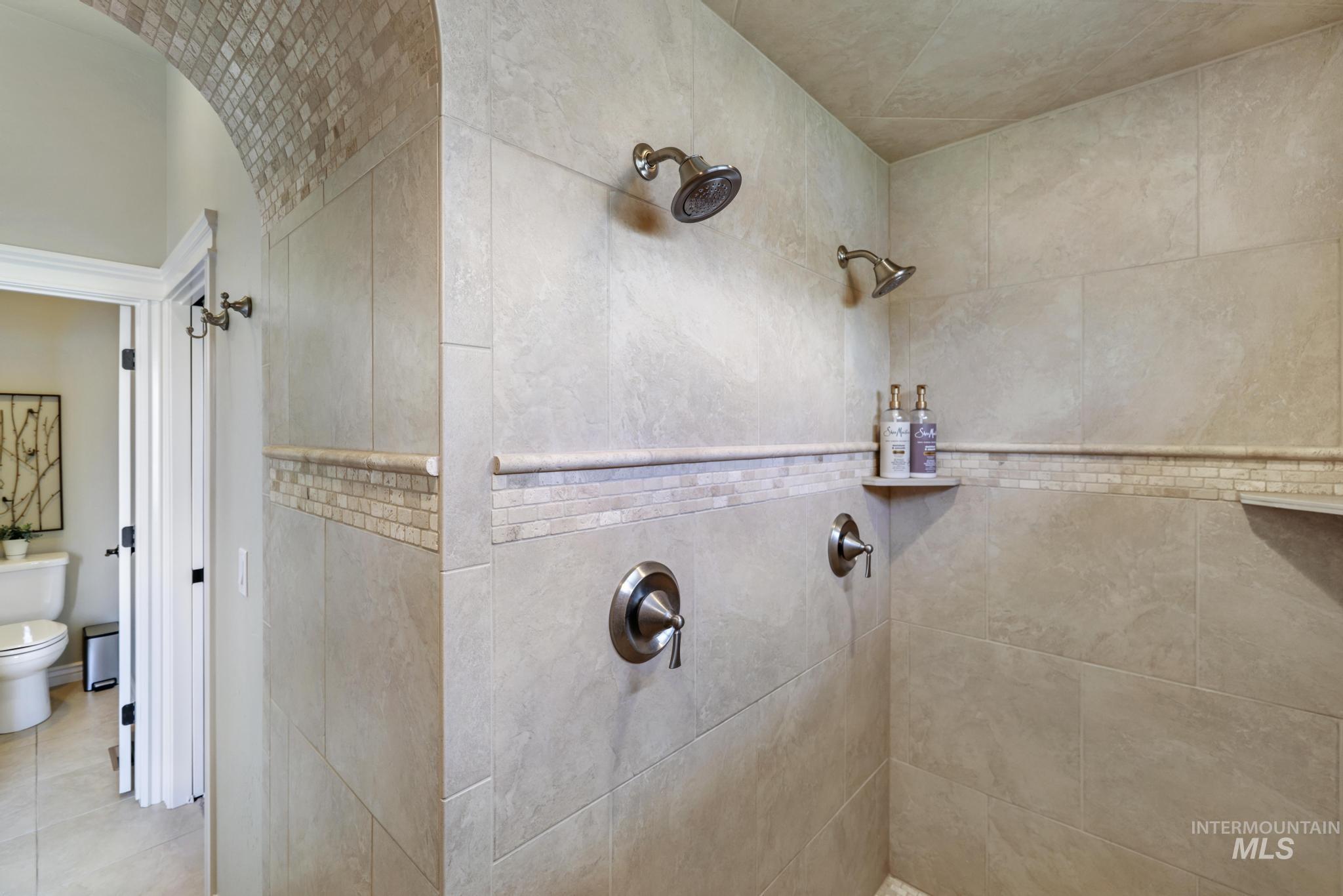 4049 Quail Ridge Drive Property Photo 20